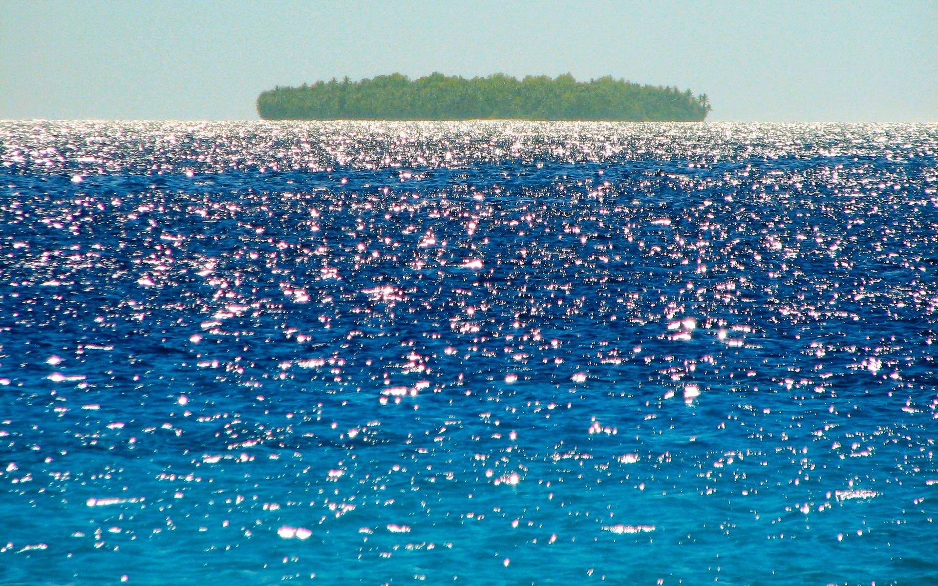 Остров кавер. Синий остров. Маршалловы острова. Снимок острова синия. Океанская синь цвет.