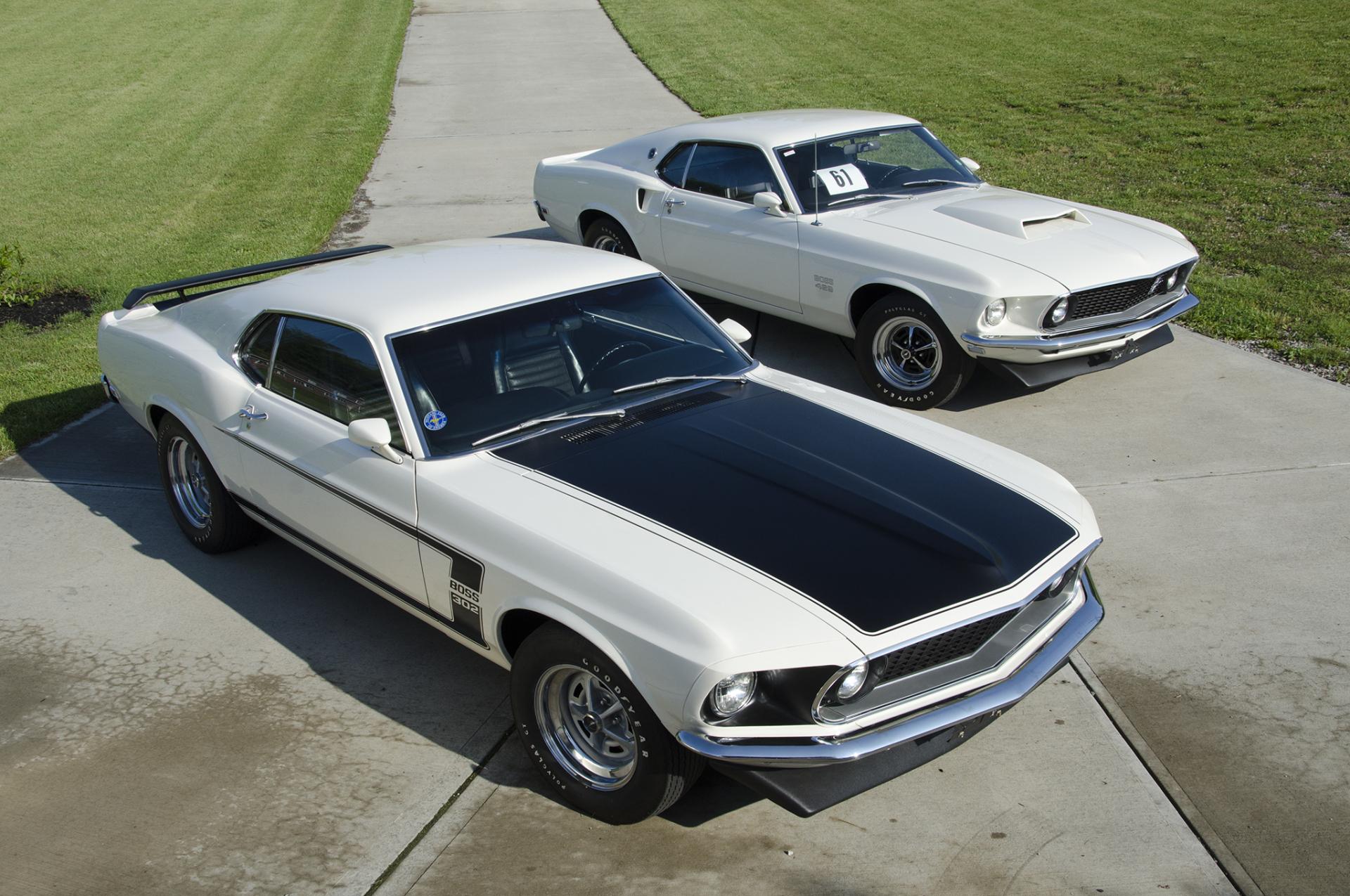 1969 Ford Mustang Boss at 1024 x 1024 iPad size wallpapers HD quality