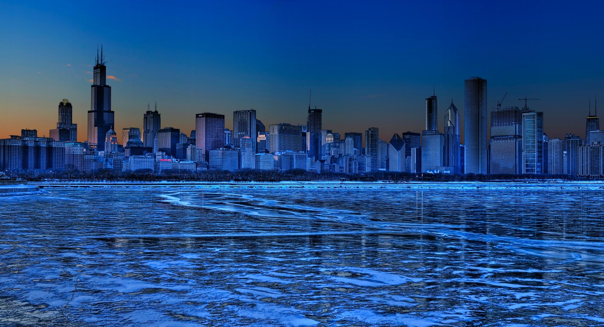 Chicago Skyline at 1024 x 1024 iPad size wallpapers HD quality