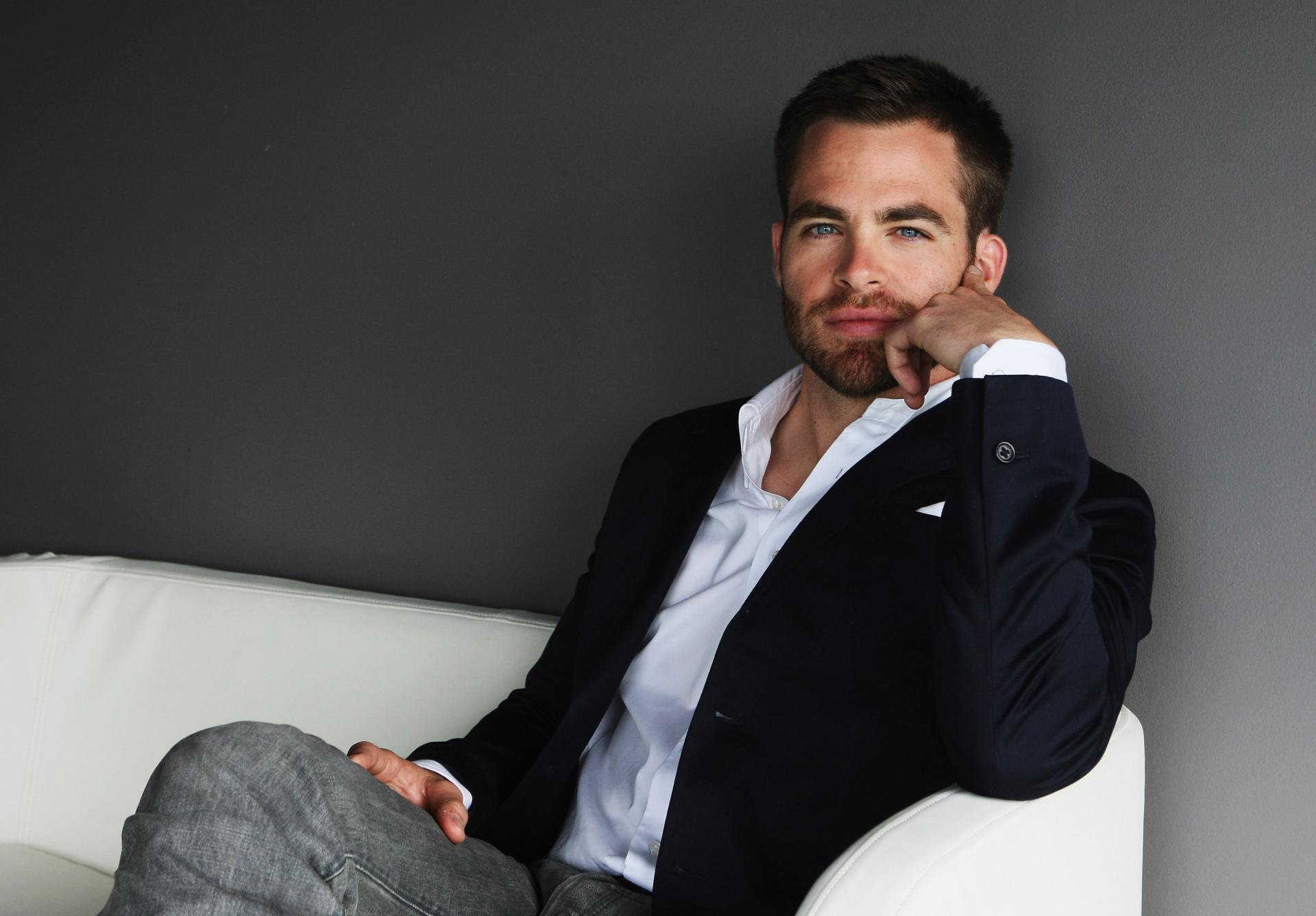 Chris Pine at 1024 x 768 size wallpapers HD quality