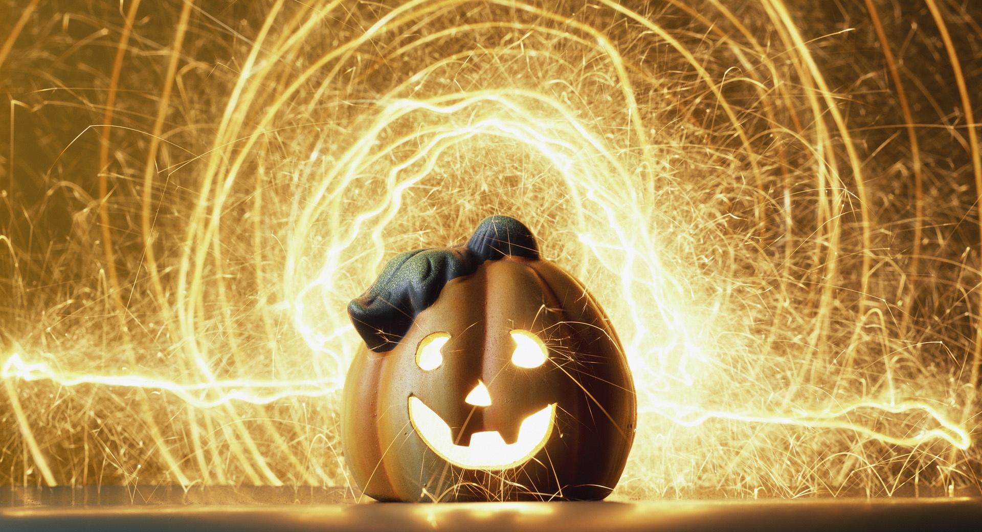 Halloween Lightshow at 640 x 1136 iPhone 5 size wallpapers HD quality