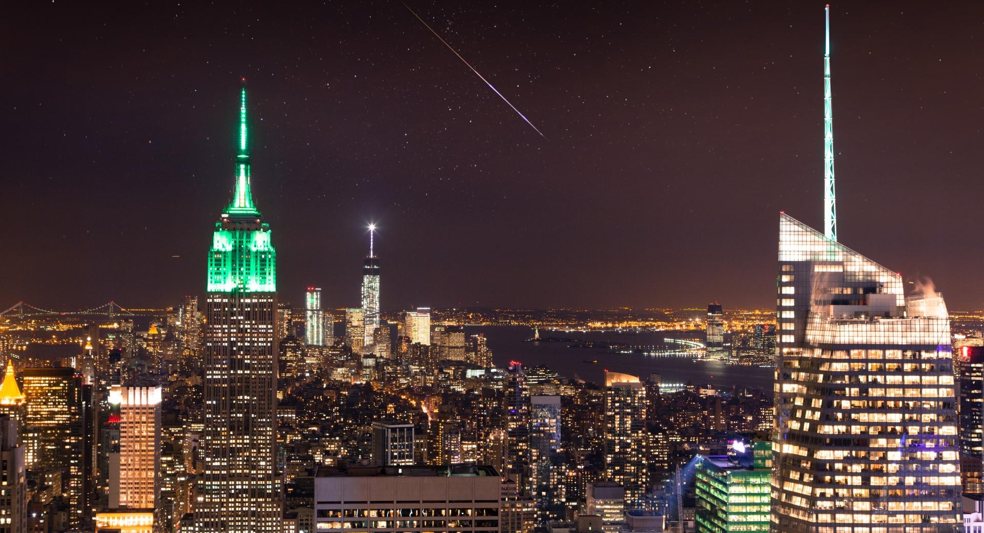 New York City, Night Sky, Shooting Star at 1600 x 1200 size wallpapers HD quality