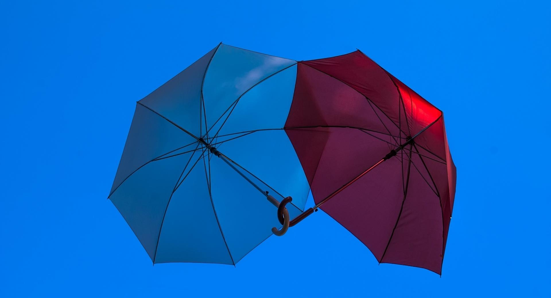 Two Umbrellas at 1280 x 960 size wallpapers HD quality