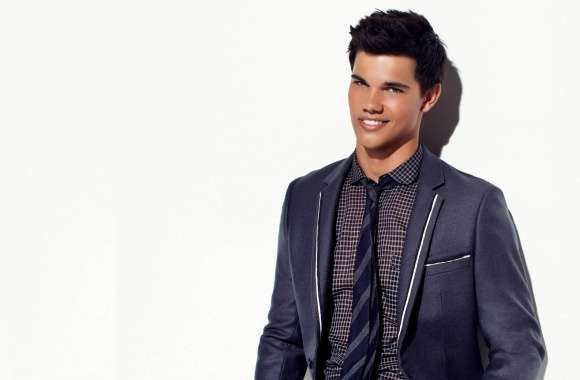 Taylor Lautner