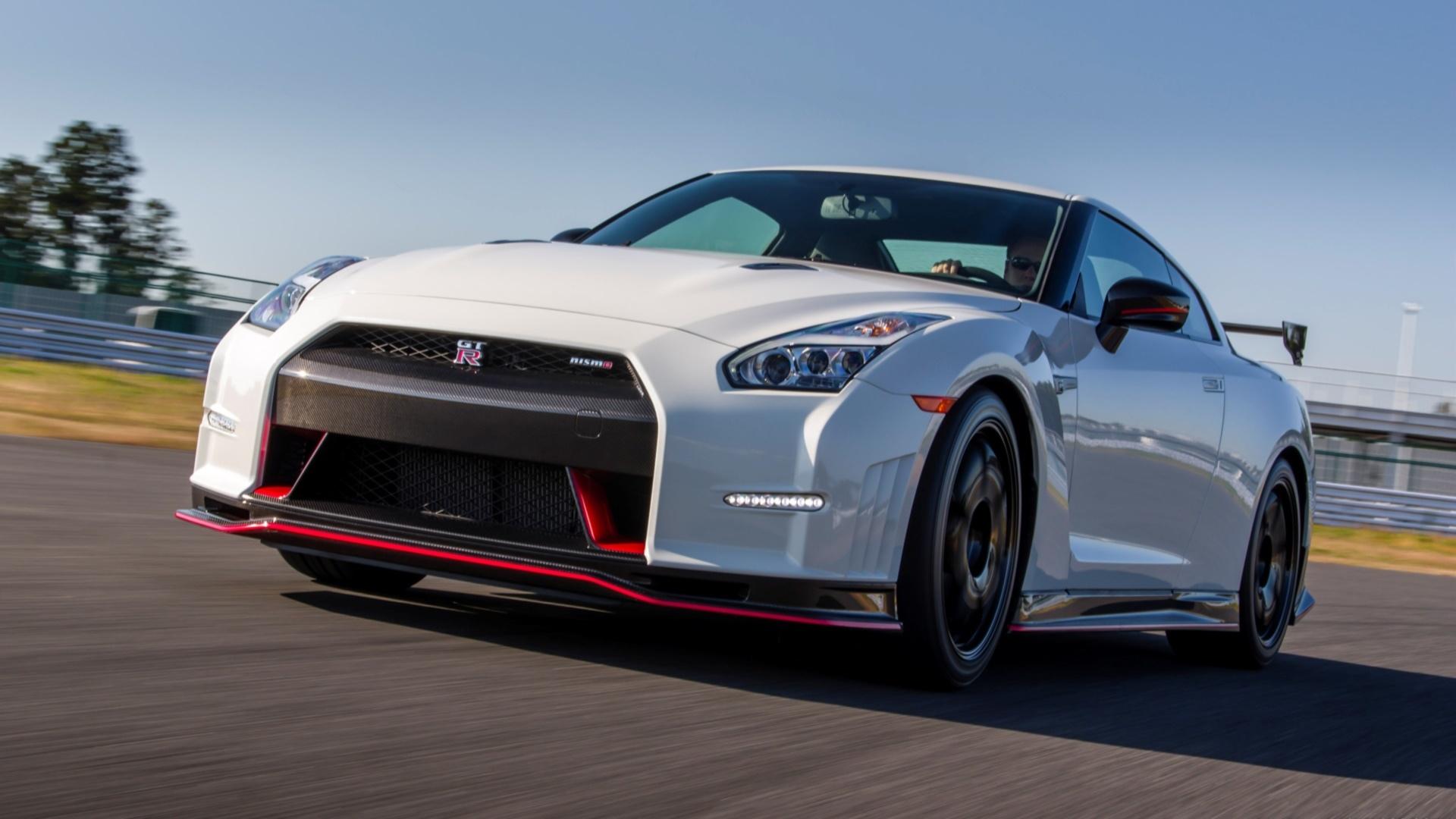 2015 Nissan GT-R NISMO wallpapers HD quality