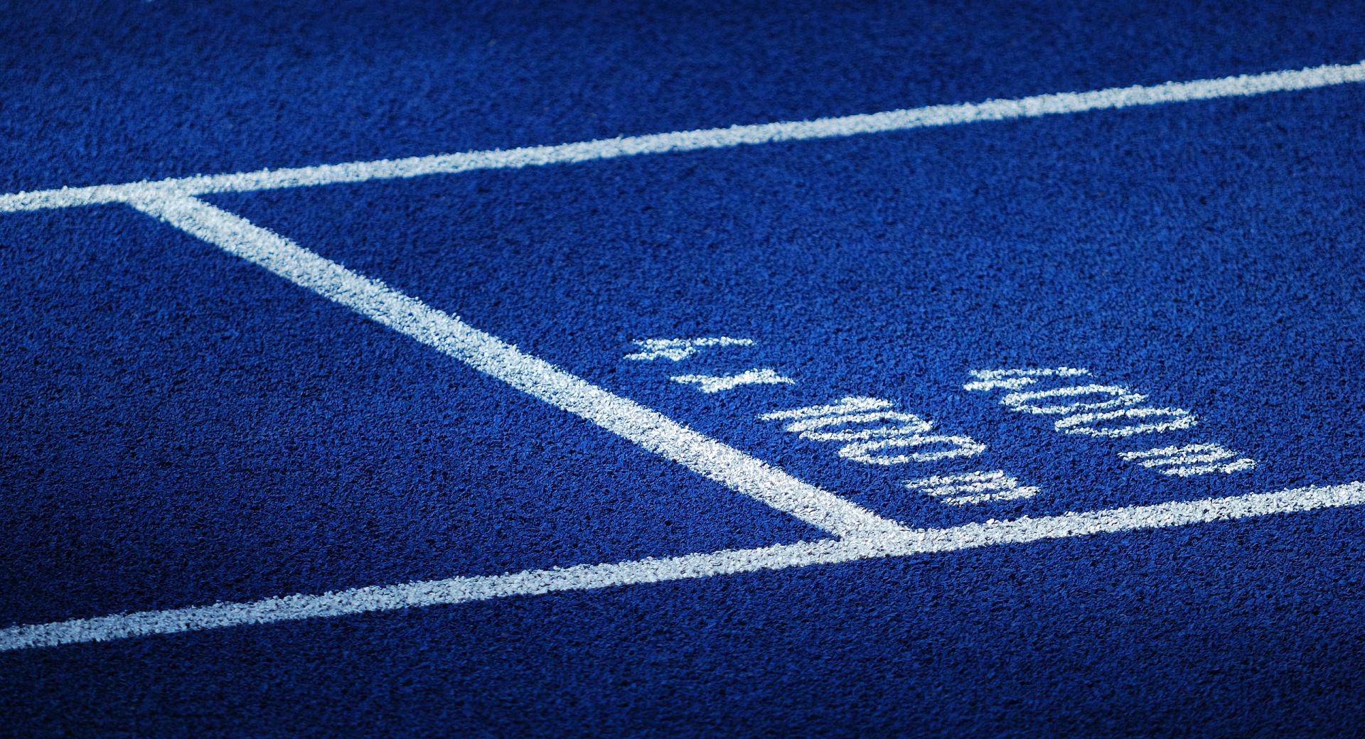 Blue Running Track at 1280 x 960 size wallpapers HD quality