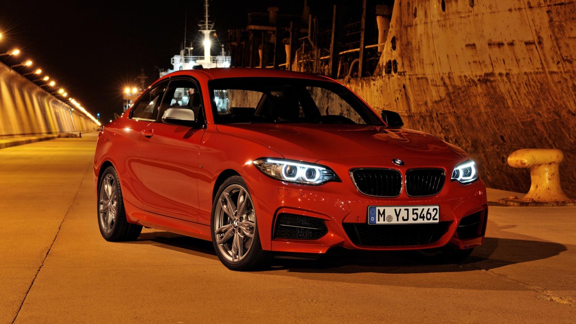 BMW M235i Coupe at 1024 x 1024 iPad size wallpapers HD quality