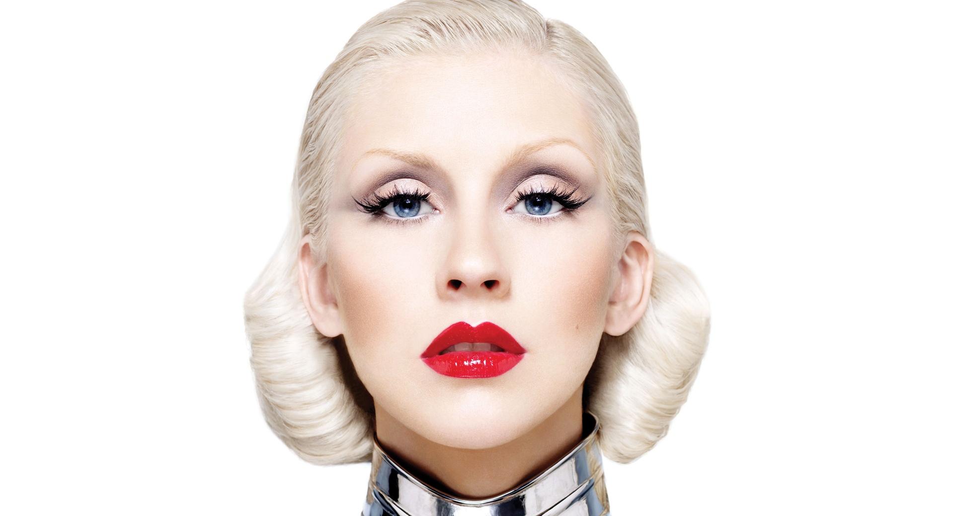 Christina Aguilera Bionic at 1152 x 864 size wallpapers HD quality