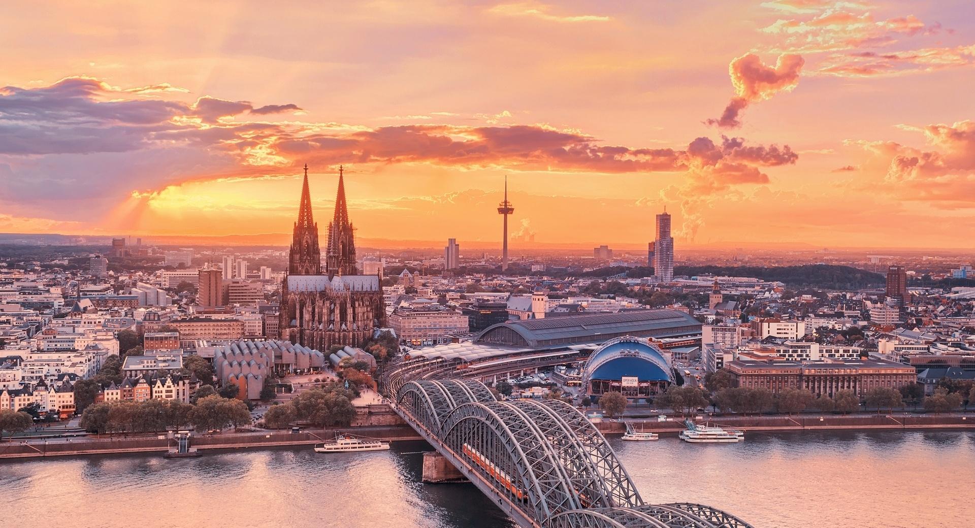 Cologne City at 1152 x 864 size wallpapers HD quality