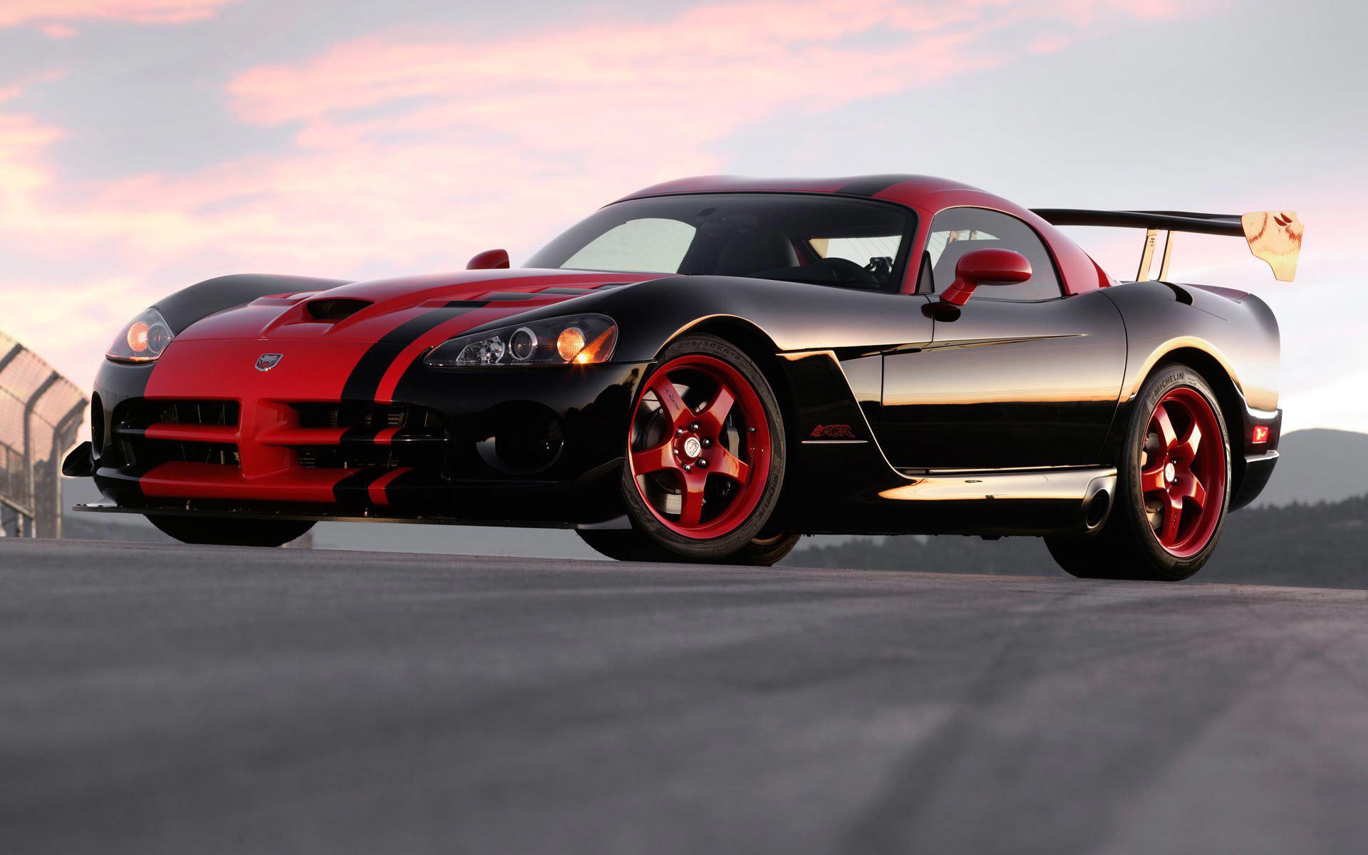 Dodge Viper at 1600 x 1200 size wallpapers HD quality