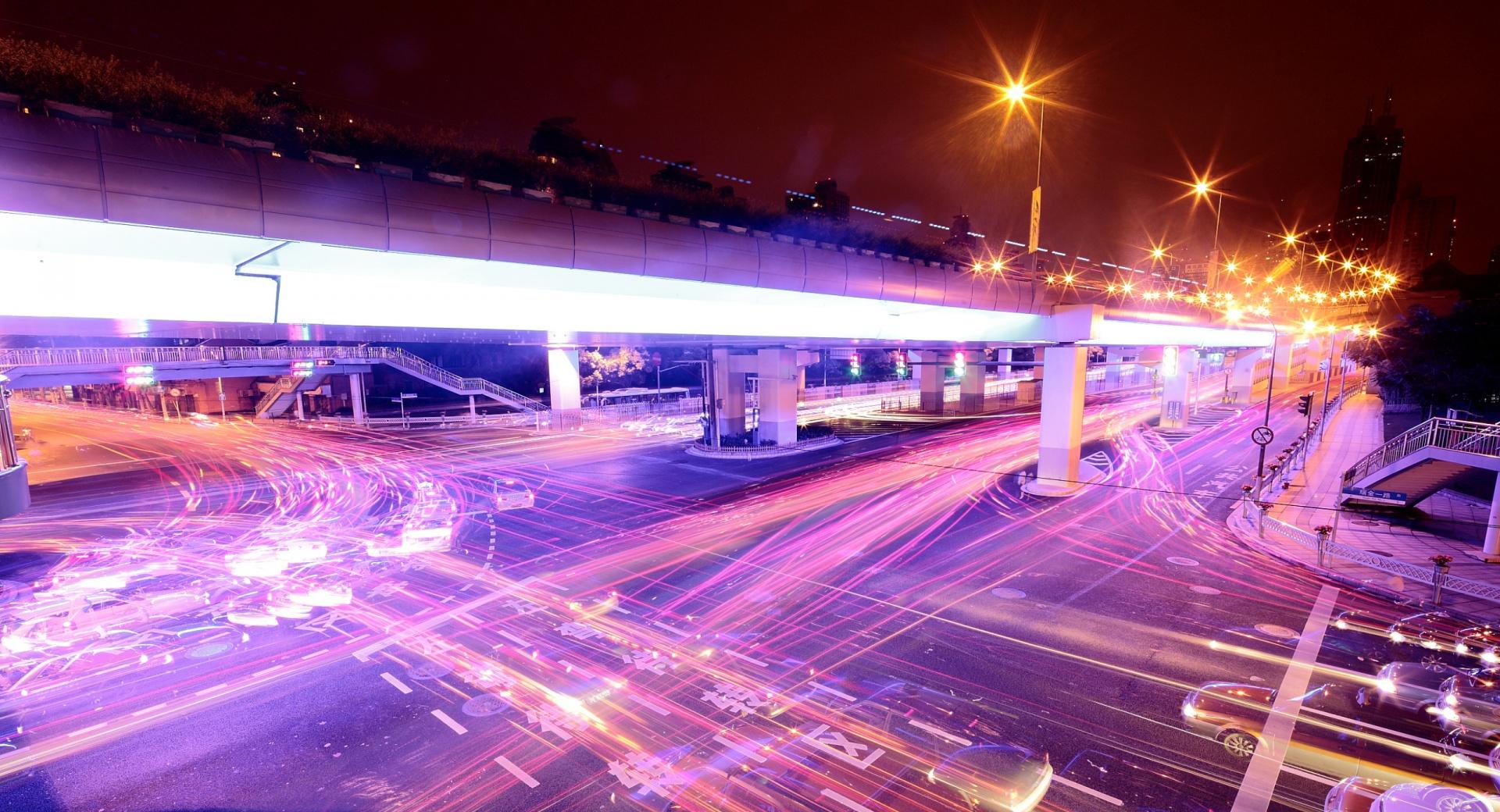 Headlights Long Exposure at 750 x 1334 iPhone 6 size wallpapers HD quality