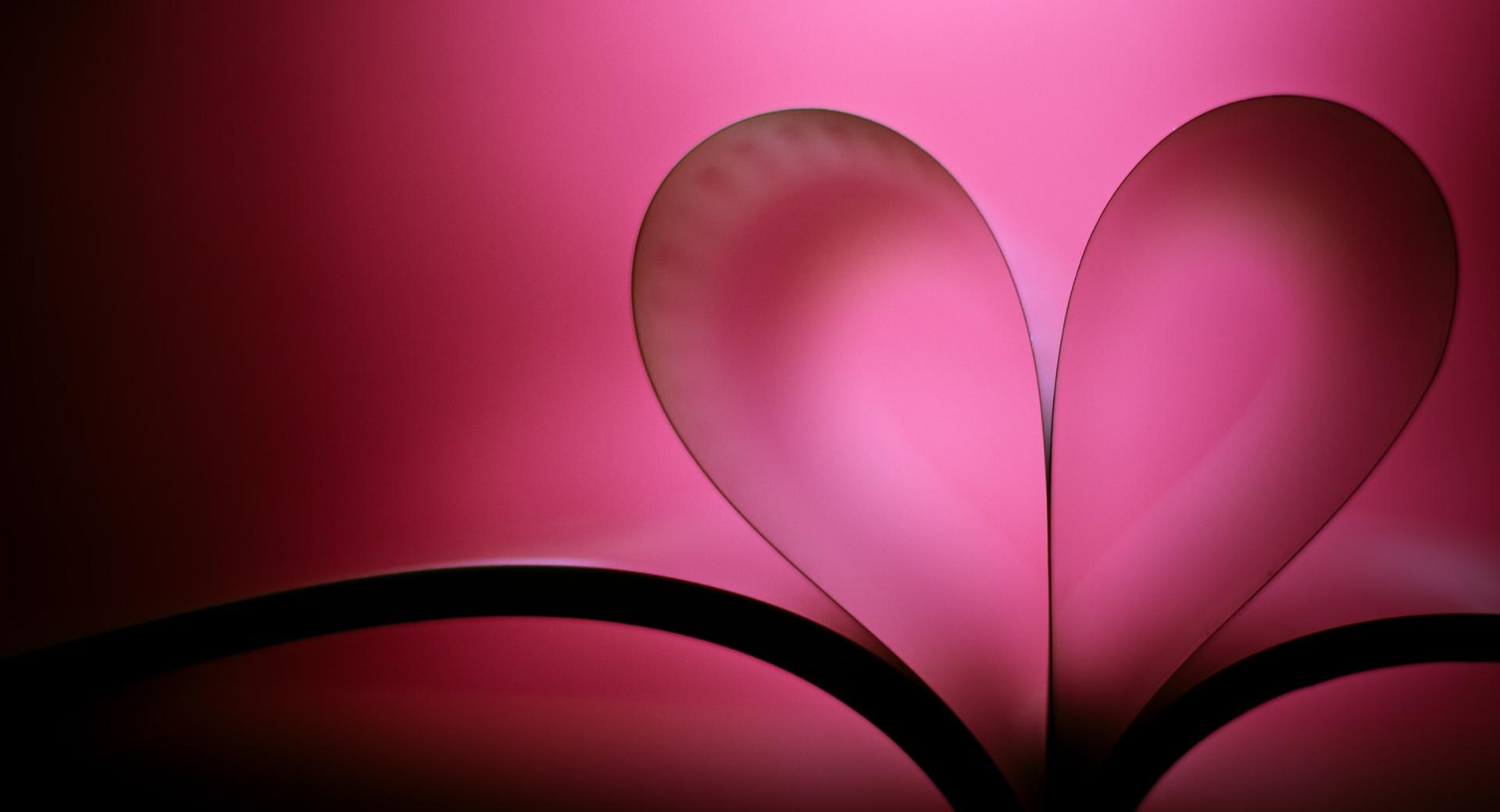 Heart Book Valentines Day at 640 x 960 iPhone 4 size wallpapers HD quality