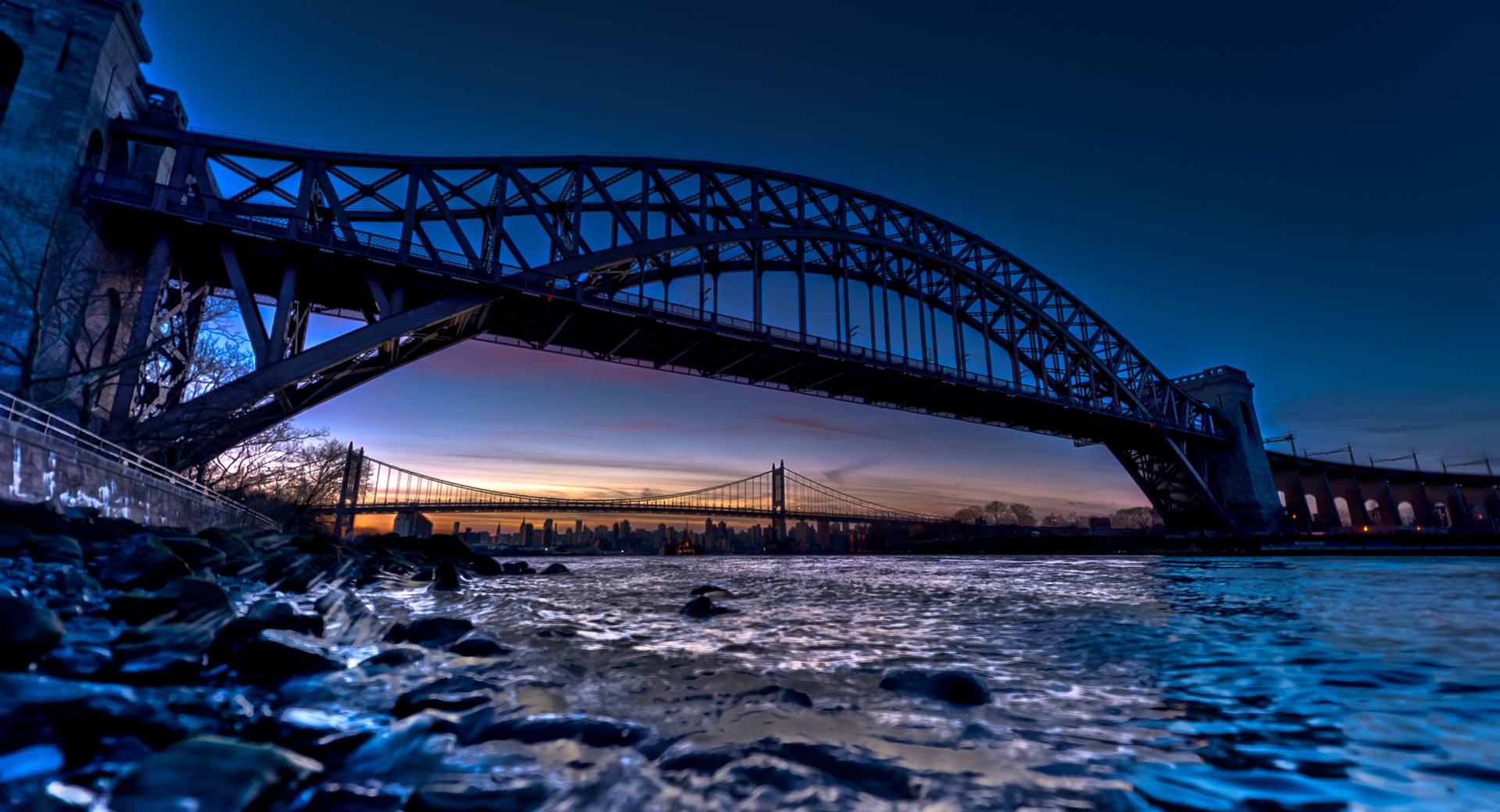Hell Gate Bridge at 1600 x 1200 size wallpapers HD quality