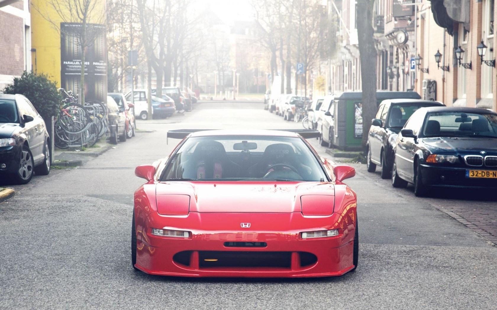 Honda NSX at 640 x 960 iPhone 4 size wallpapers HD quality