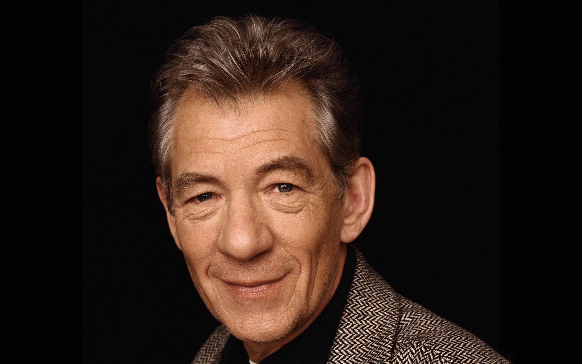 Ian McKellen at 1334 x 750 iPhone 7 size wallpapers HD quality