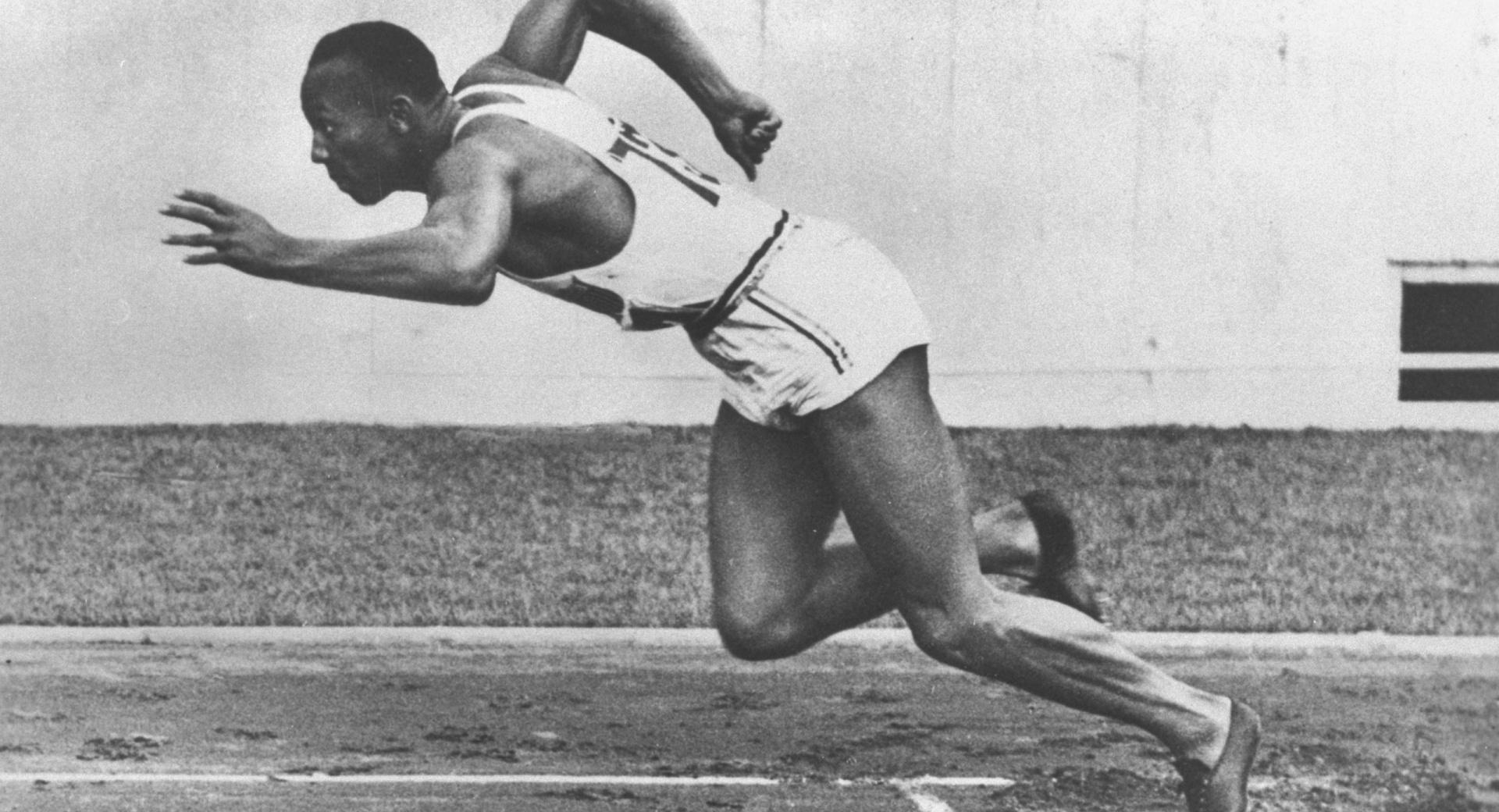 Jesse Owens at 1334 x 750 iPhone 7 size wallpapers HD quality