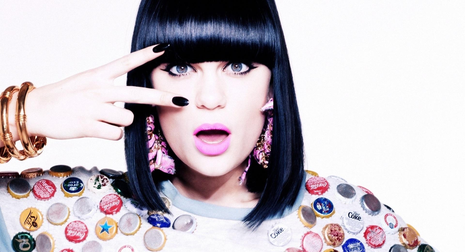 Jessie J 2011 at 1280 x 960 size wallpapers HD quality