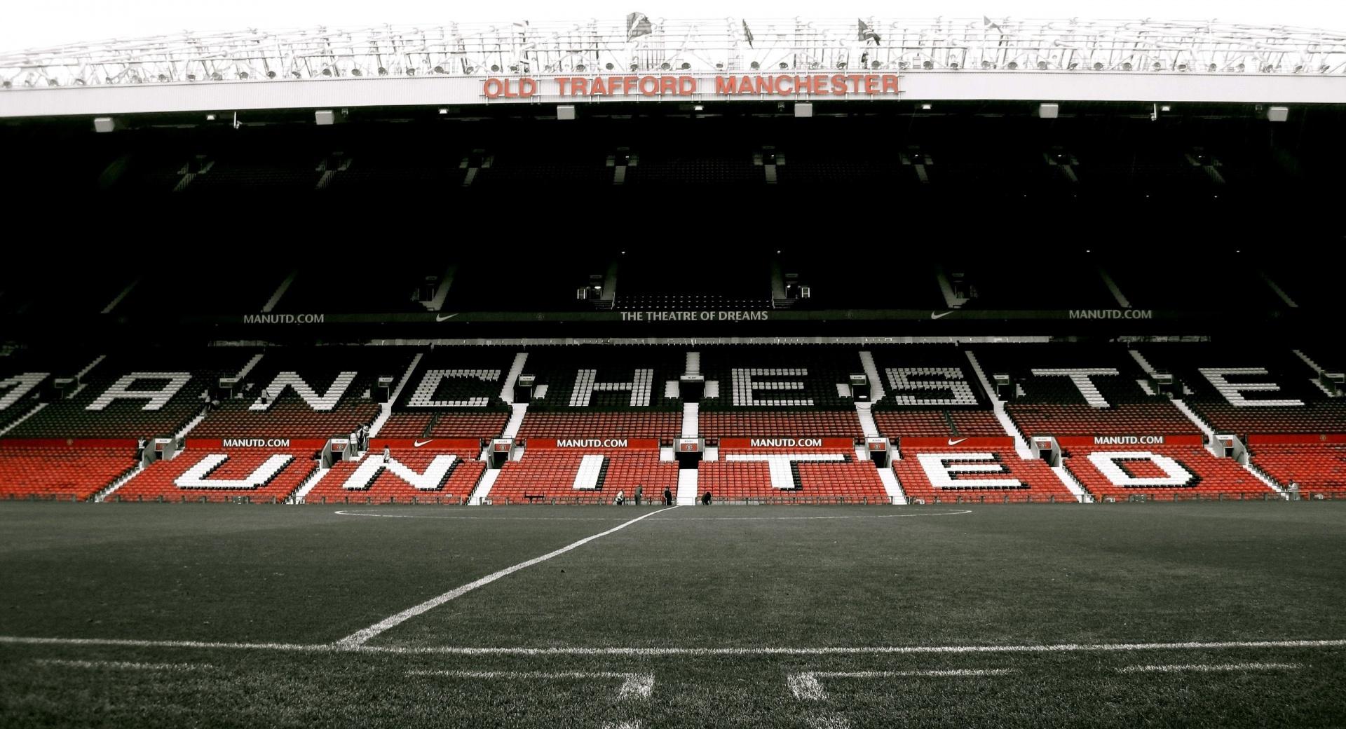 Manchester United Stadium at 640 x 960 iPhone 4 size wallpapers HD quality