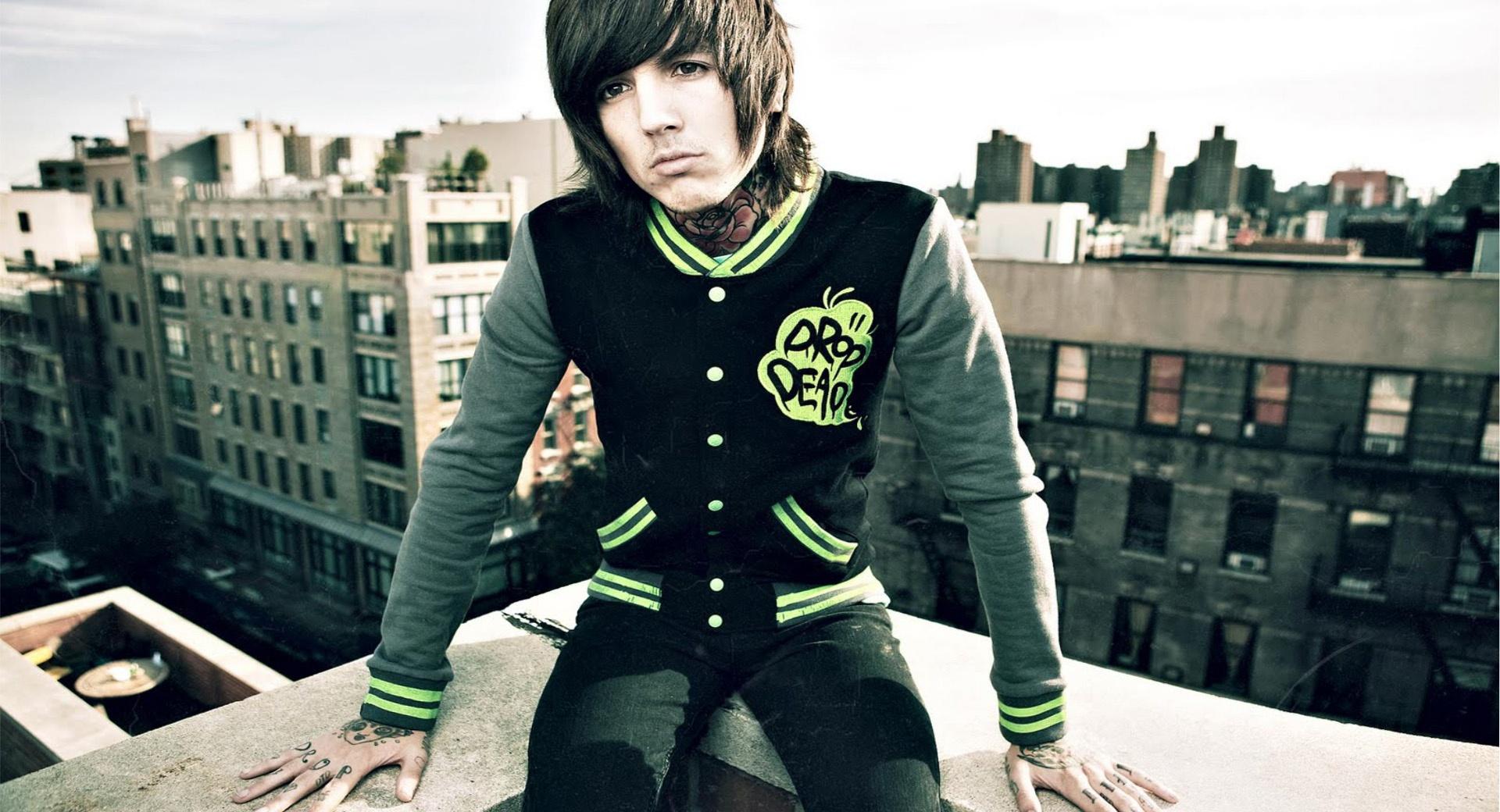 Oliver Sykes at 320 x 480 iPhone size wallpapers HD quality