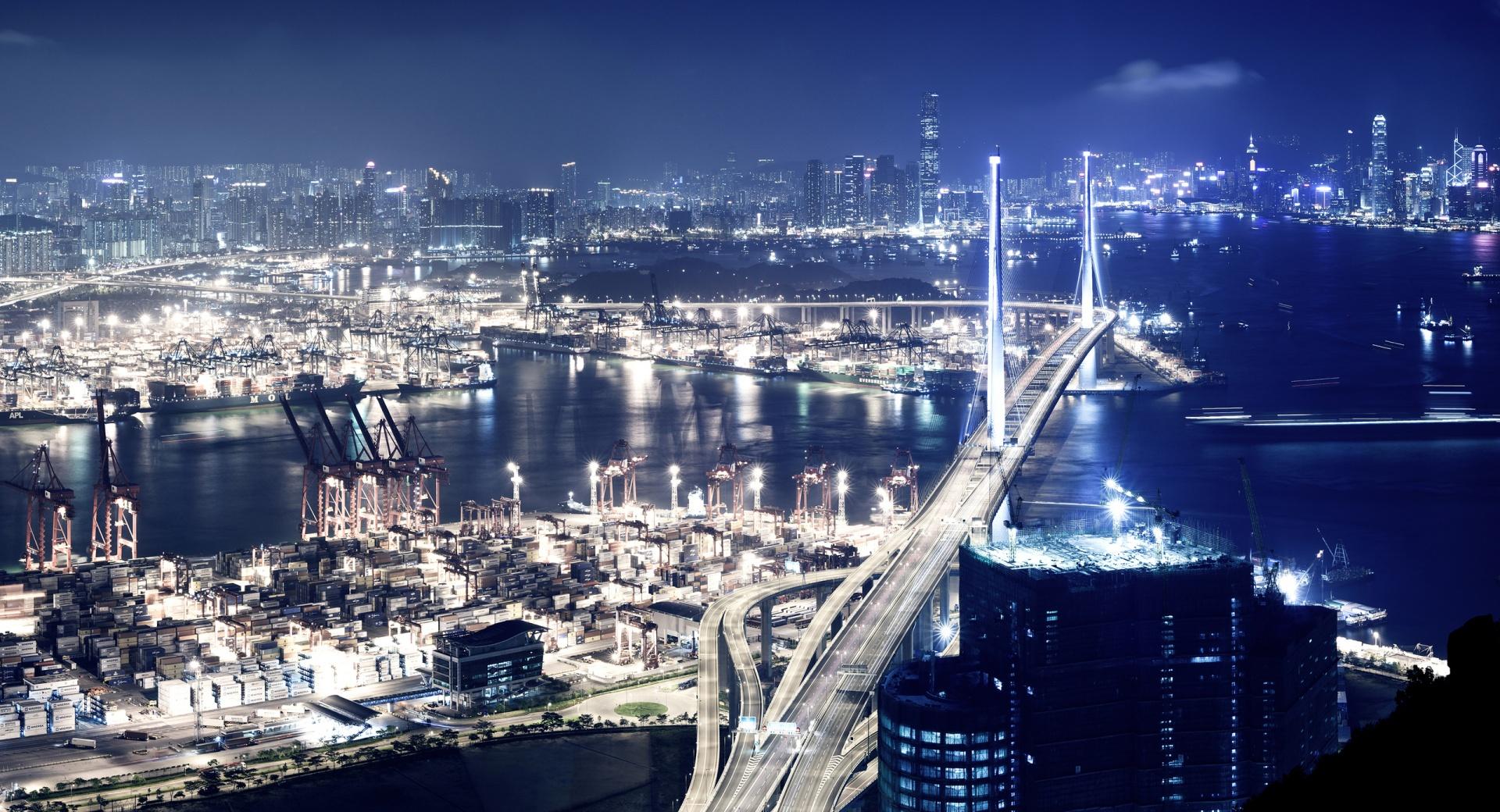 Panoramic View Of Hong Kong At Night at 1024 x 1024 iPad size wallpapers HD quality