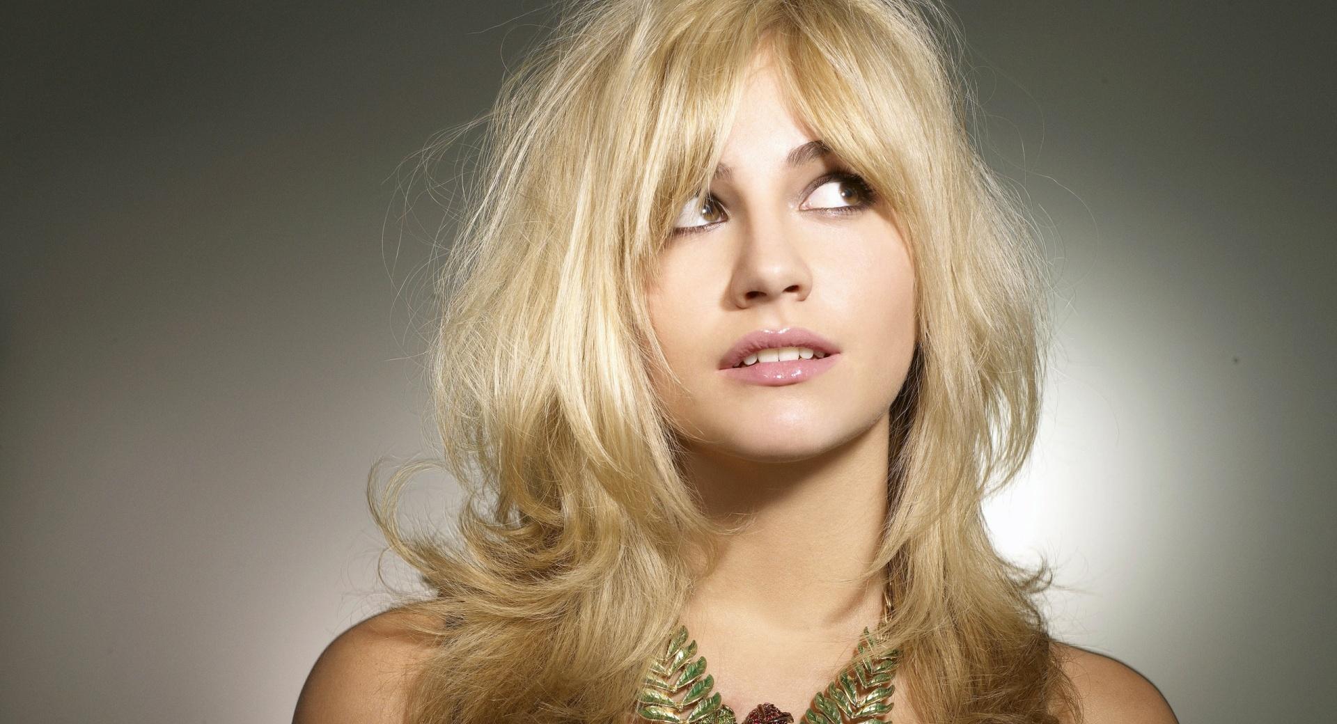 Pixie Lott 2011 at 1280 x 960 size wallpapers HD quality