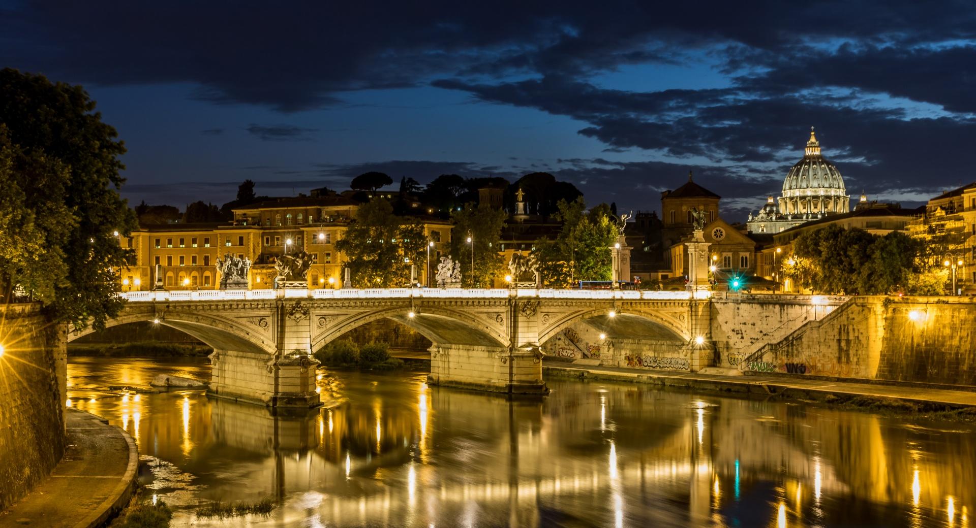 Rom Petersdom Tiber by night at 750 x 1334 iPhone 6 size wallpapers HD quality