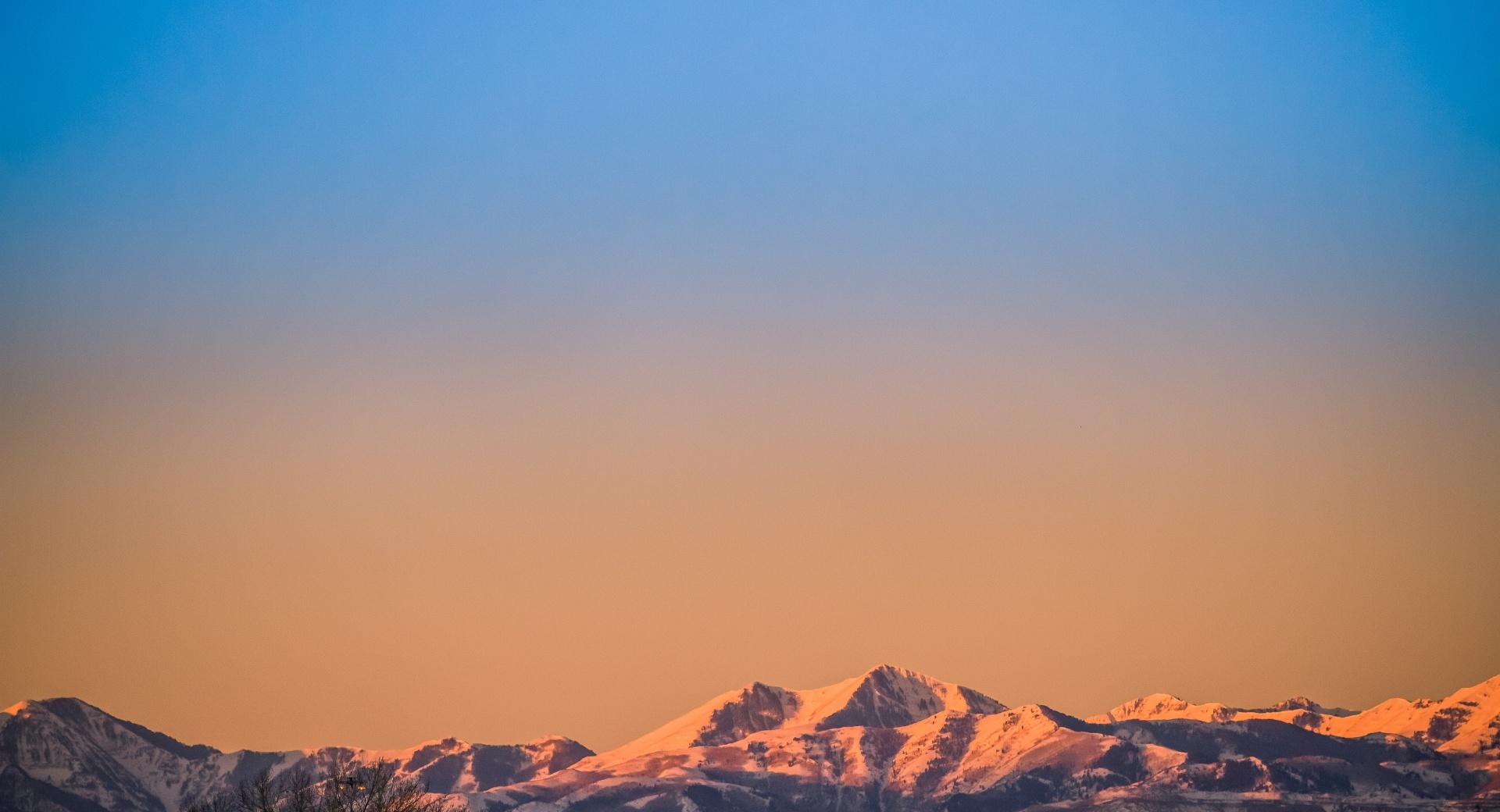 Salt Lake City Mountains at 750 x 1334 iPhone 6 size wallpapers HD quality