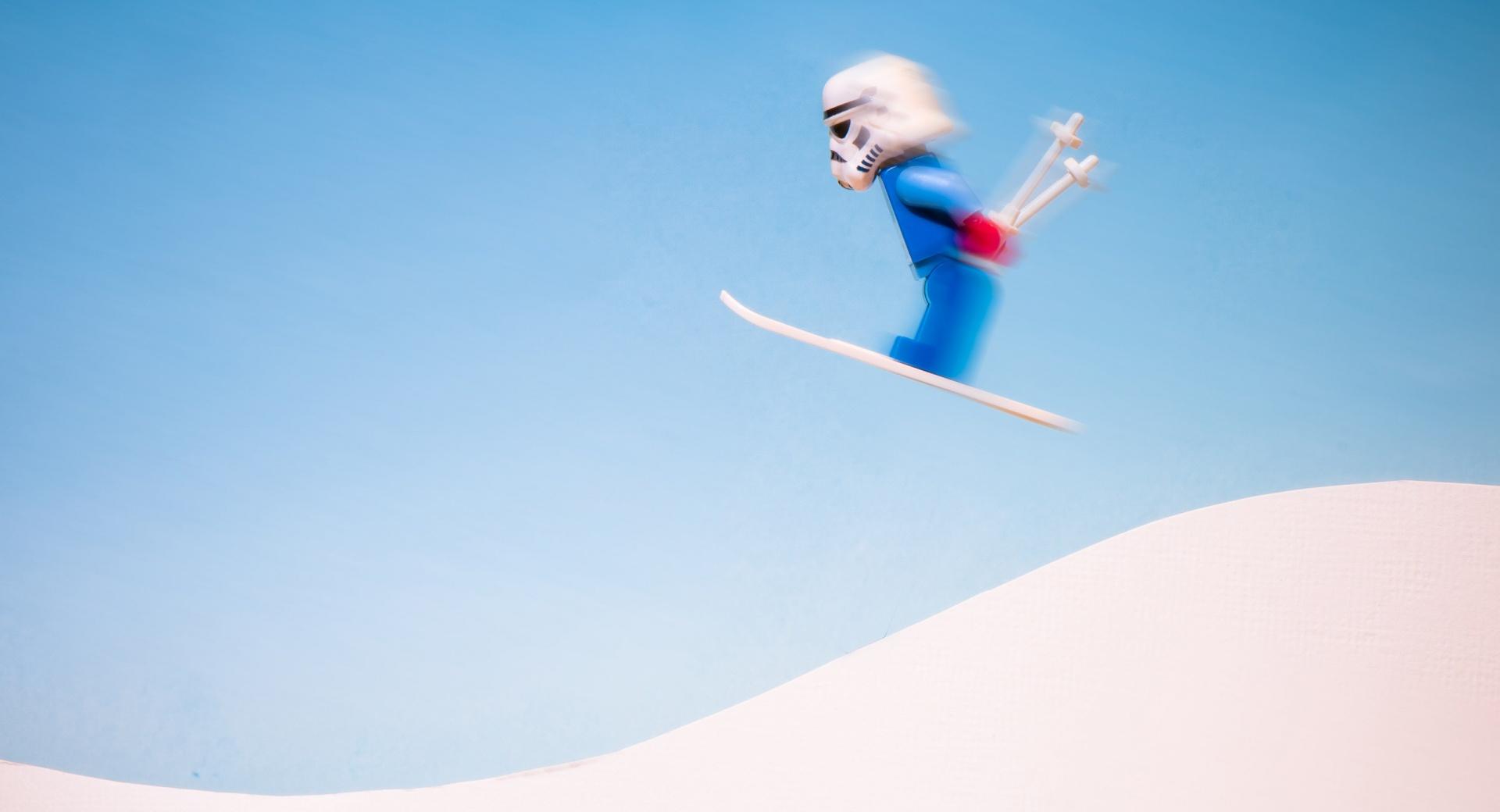 Stormtrooper Skiing at 1024 x 1024 iPad size wallpapers HD quality