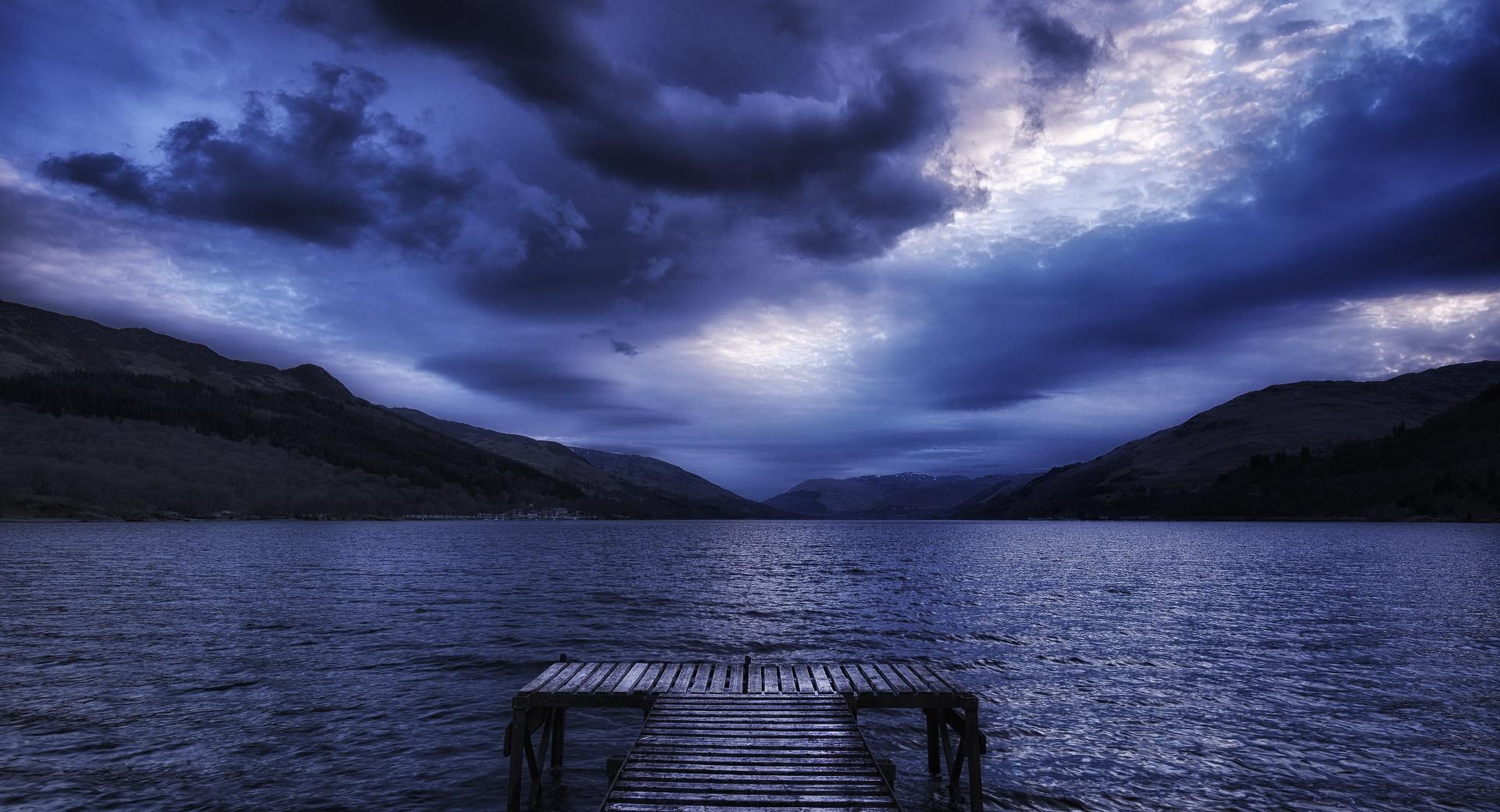 Stormy Day at 640 x 960 iPhone 4 size wallpapers HD quality