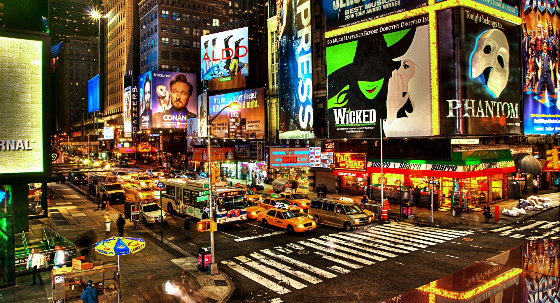 Street Advertising In New York at 2048 x 2048 iPad size wallpapers HD quality