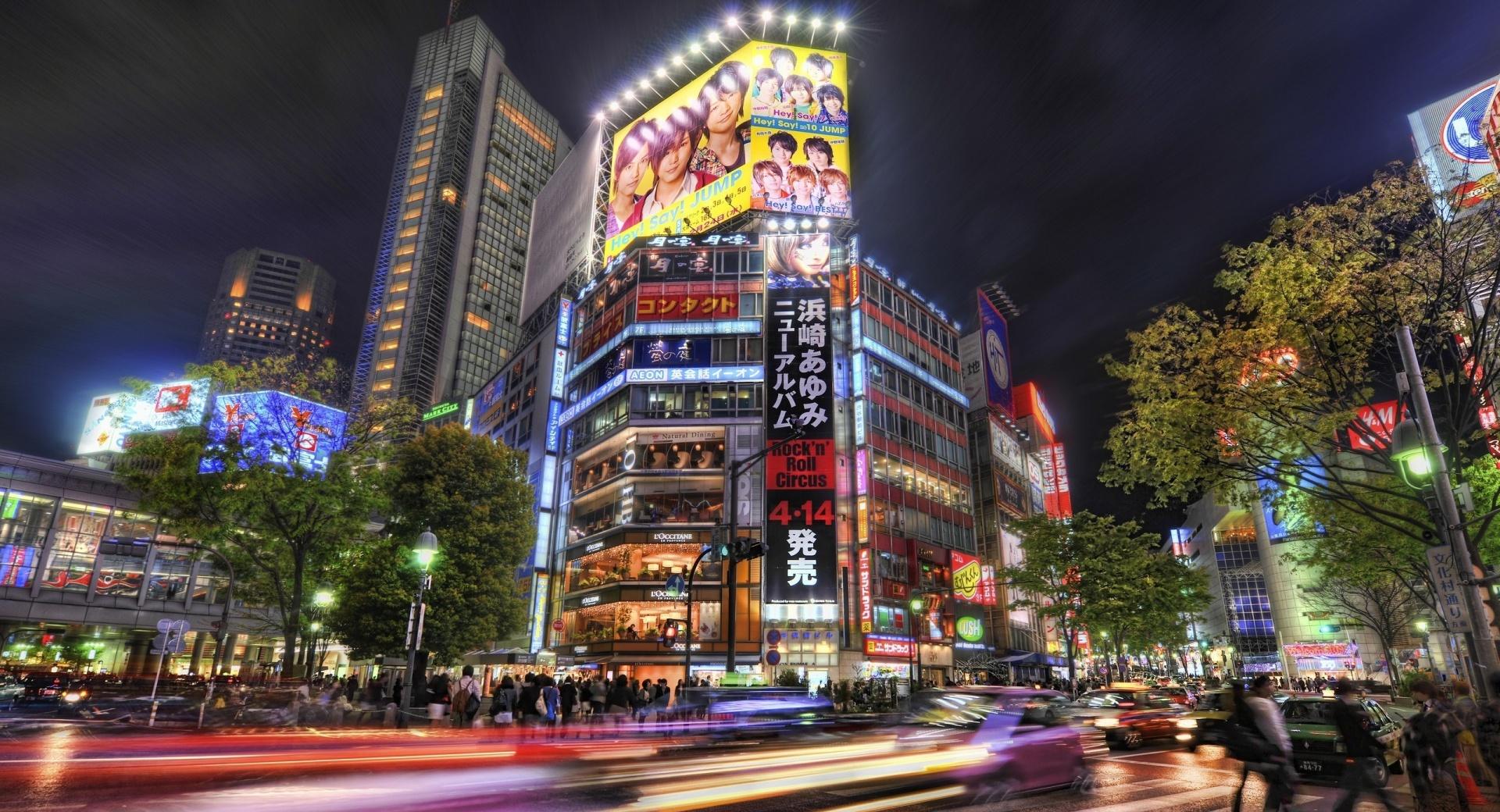 Streets Of Tokyo at 1024 x 1024 iPad size wallpapers HD quality