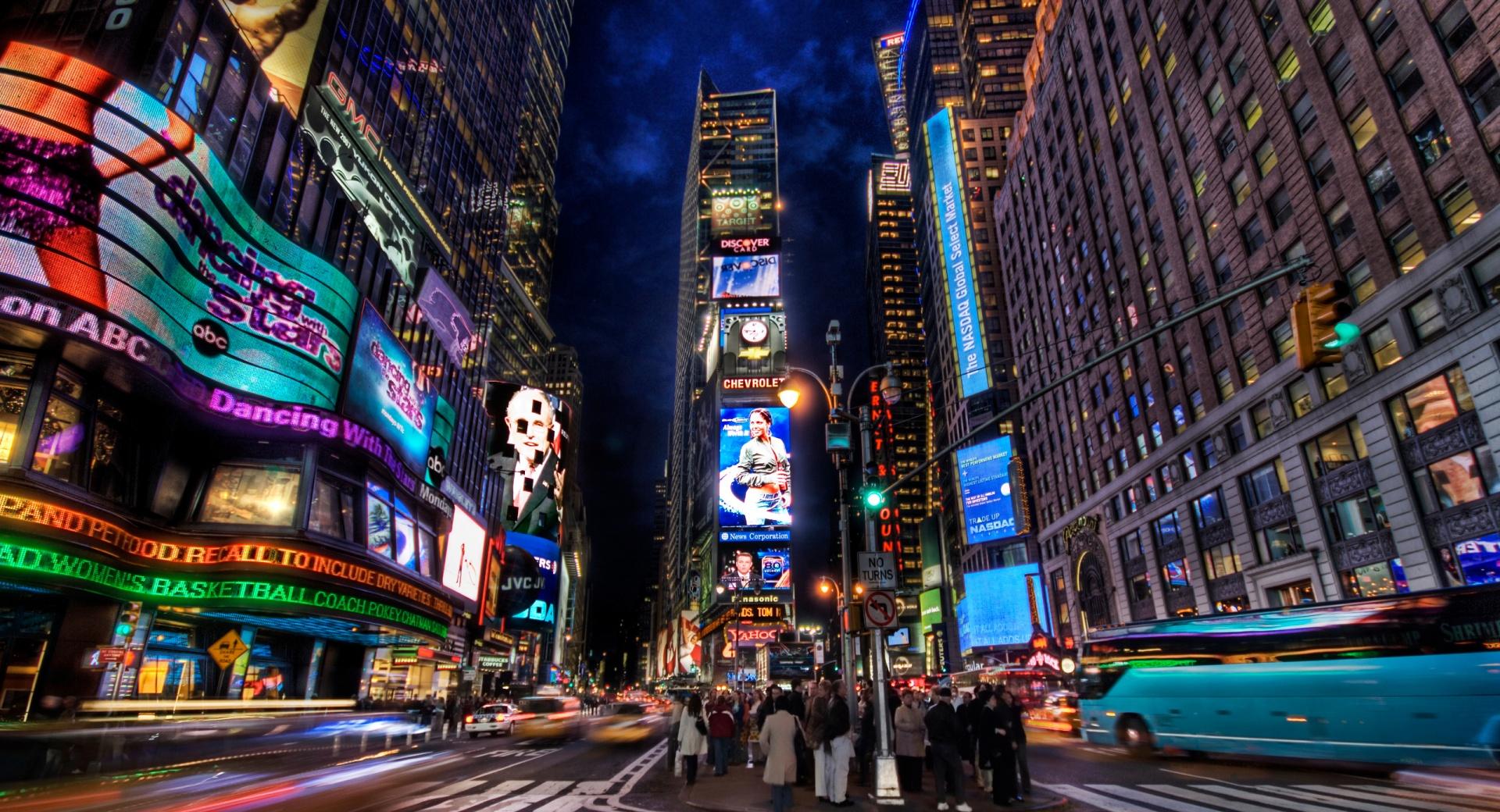 Times Square At Night at 640 x 1136 iPhone 5 size wallpapers HD quality