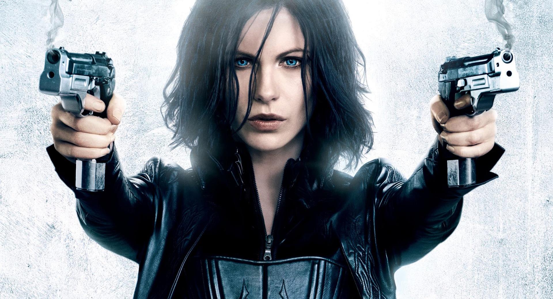 Underworld Awakening Kate Beckinsale at 640 x 1136 iPhone 5 size wallpapers HD quality