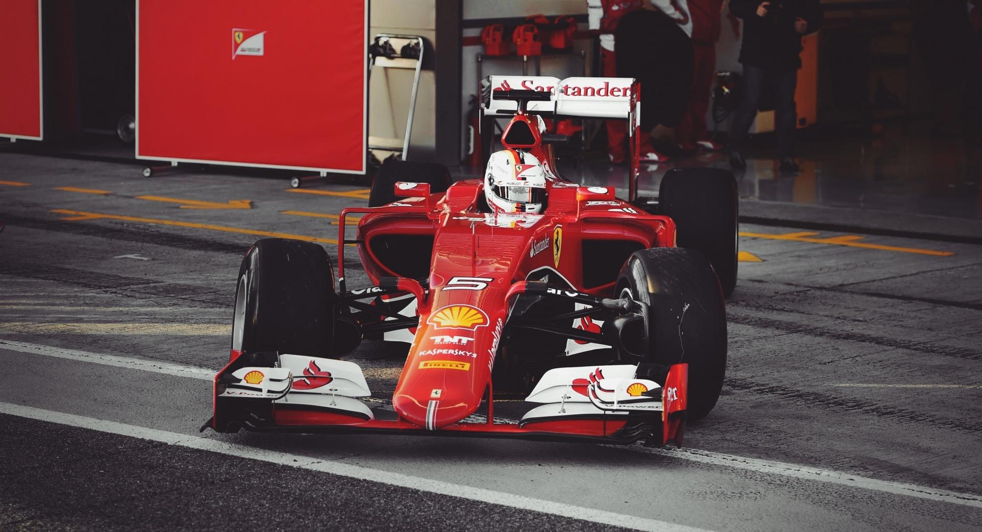Vettel Ferrari 2015 at 1334 x 750 iPhone 7 size wallpapers HD quality