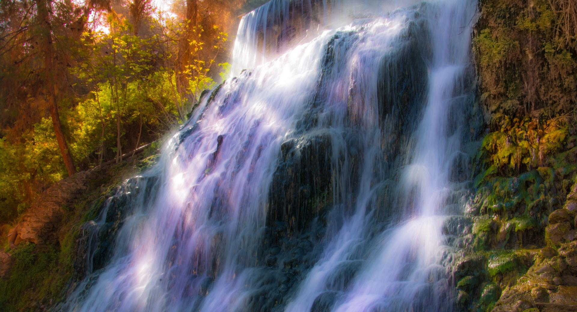 Waterfall of Spring at 1152 x 864 size wallpapers HD quality