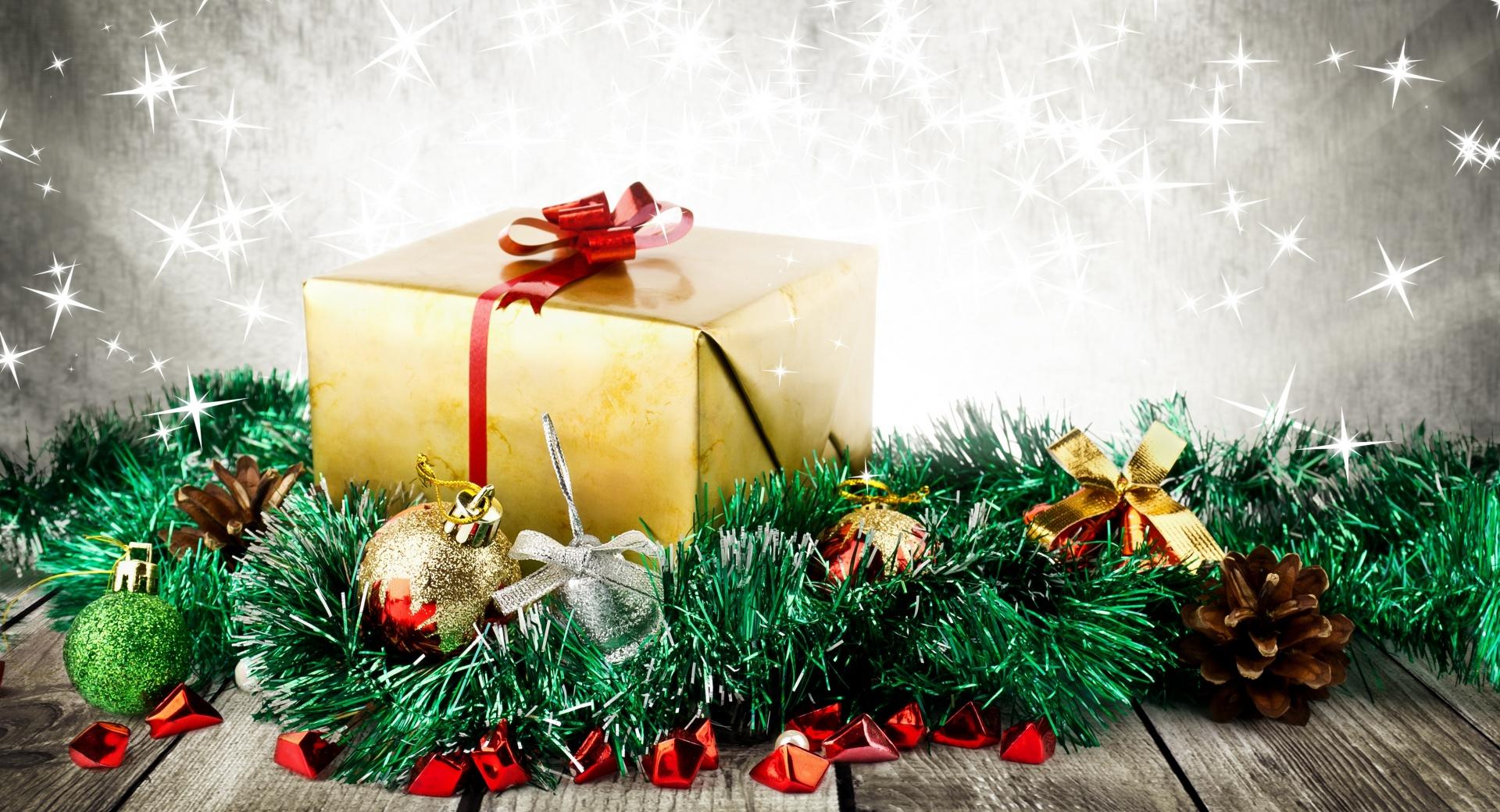 Wrapped Christmas Present wallpapers HD quality