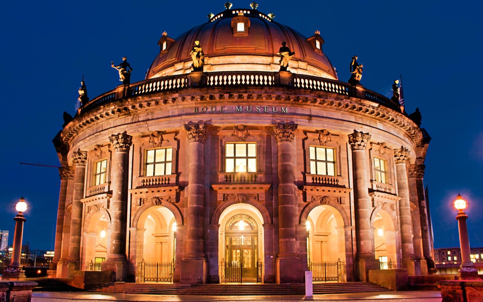 Das ist museum. Музей Боде Германия. Музей Боде (Bode-Museum). Музейный остров в Берлине музей Боде. Берлинский музей Боде.