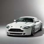 Aston Martin Vantage hd photos