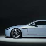 Aston Martin V12 Vantage hd pics