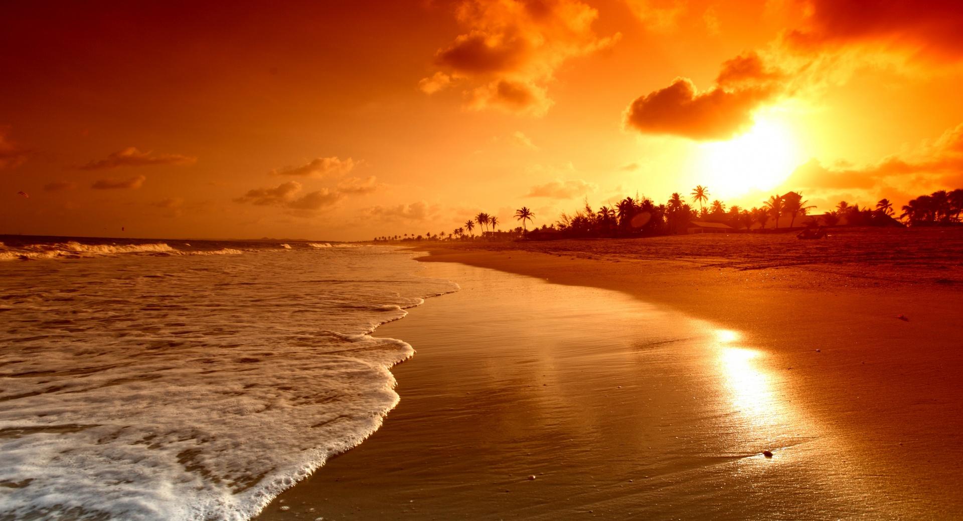 Beach Sunrise at 640 x 960 iPhone 4 size wallpapers HD quality