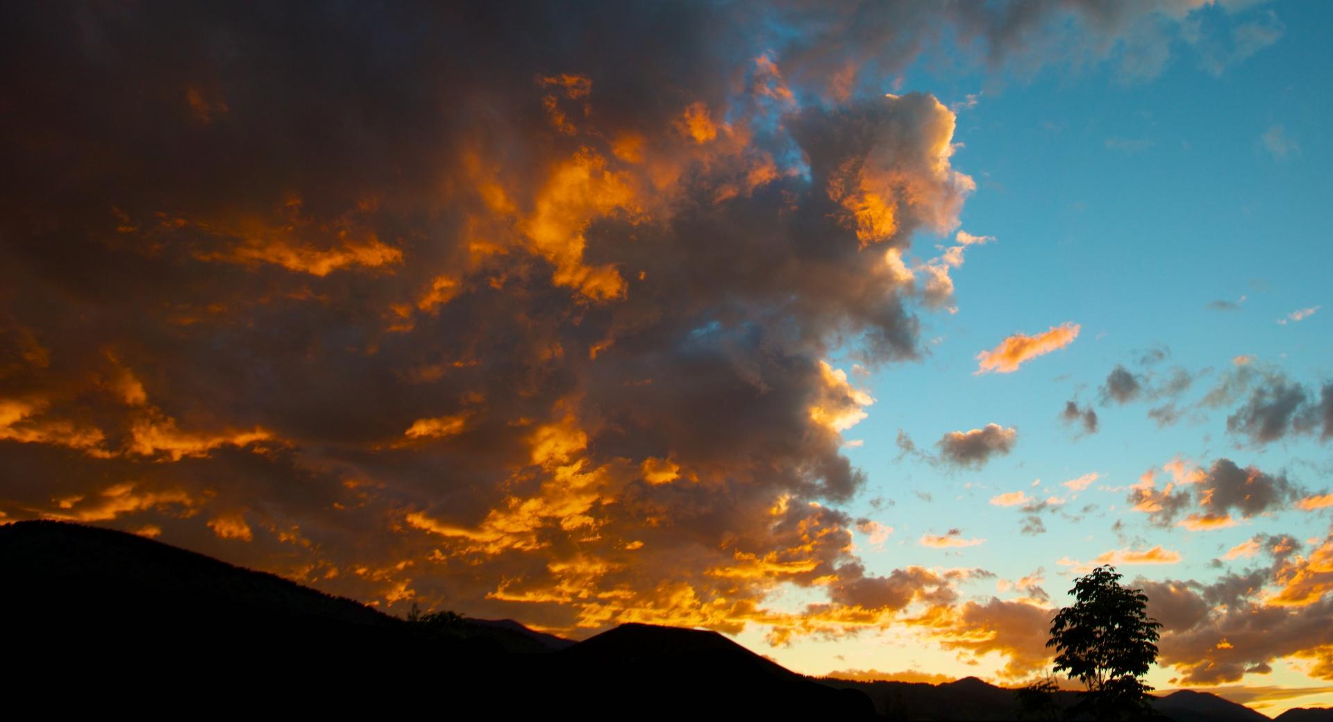 Brilliant Sunset Over Colorado at 640 x 1136 iPhone 5 size wallpapers HD quality