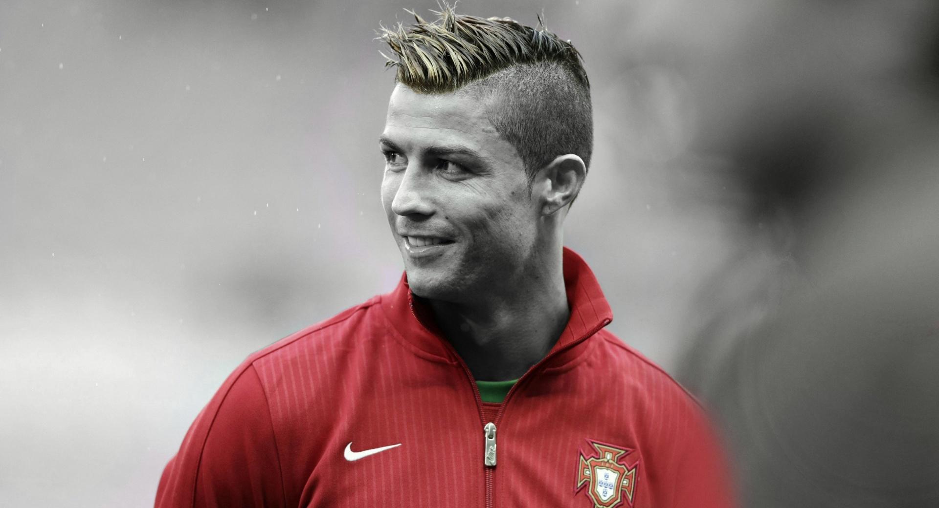 CR7 Cristiano Ronaldo at 1152 x 864 size wallpapers HD quality