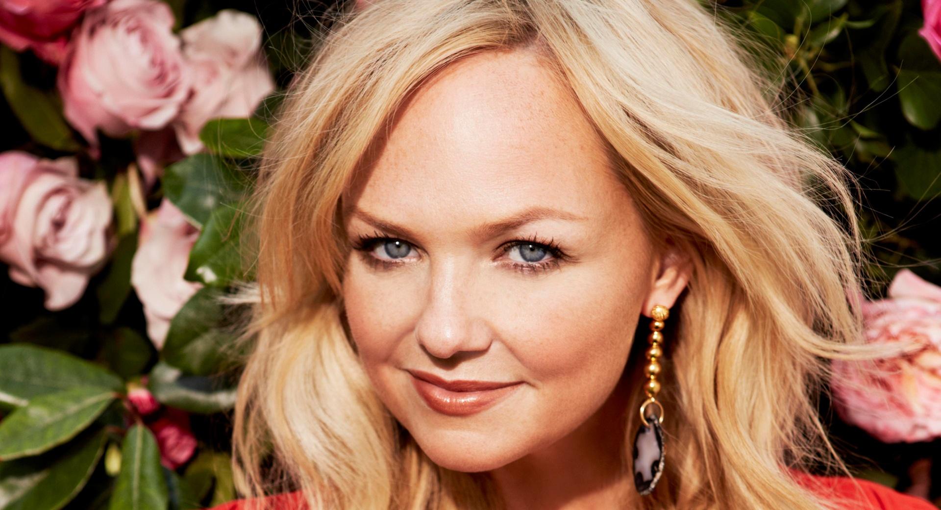 Emma Bunton Portrait at 750 x 1334 iPhone 6 size wallpapers HD quality