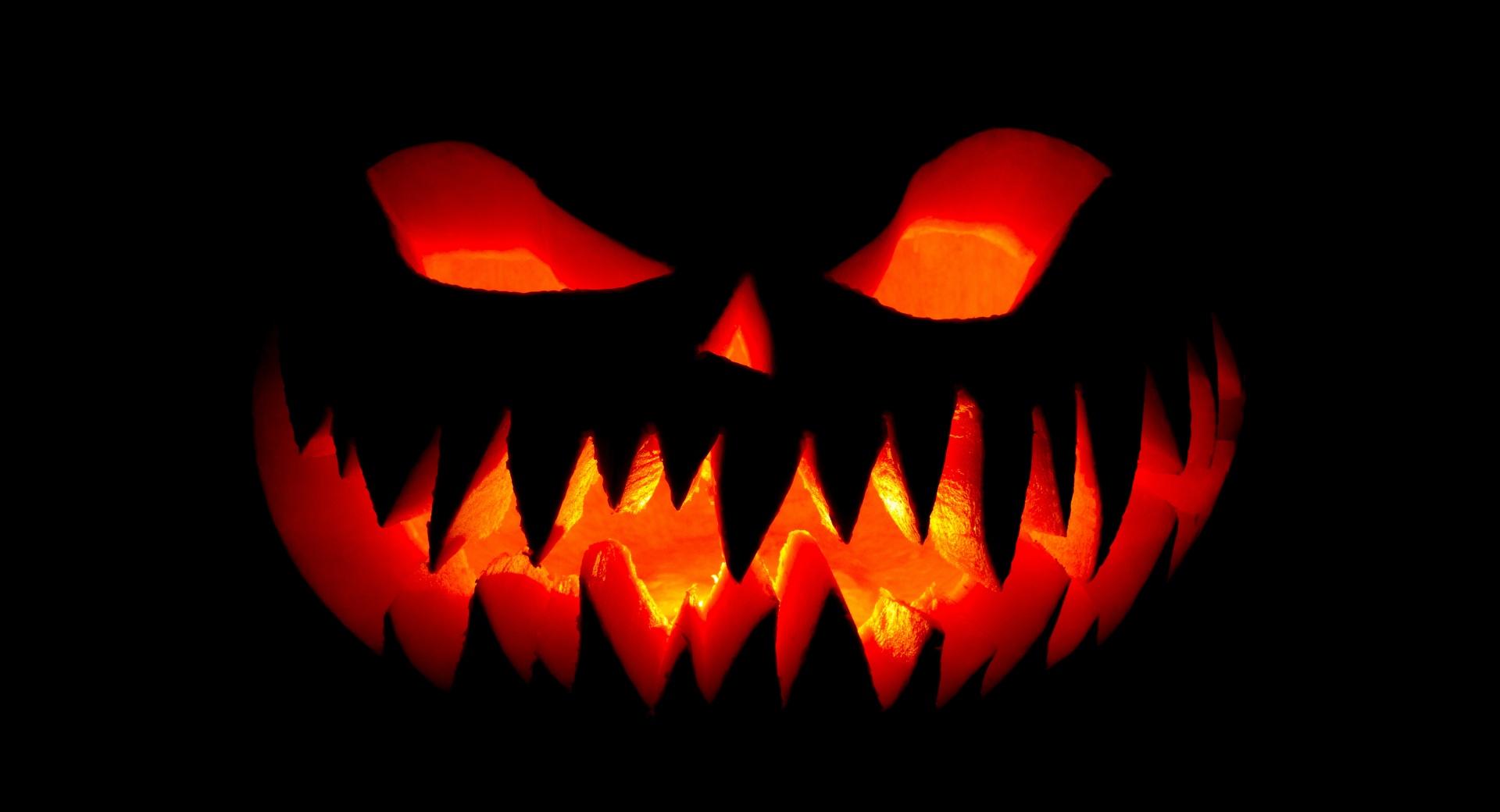 Happy Halloween 2017 at 320 x 480 iPhone size wallpapers HD quality