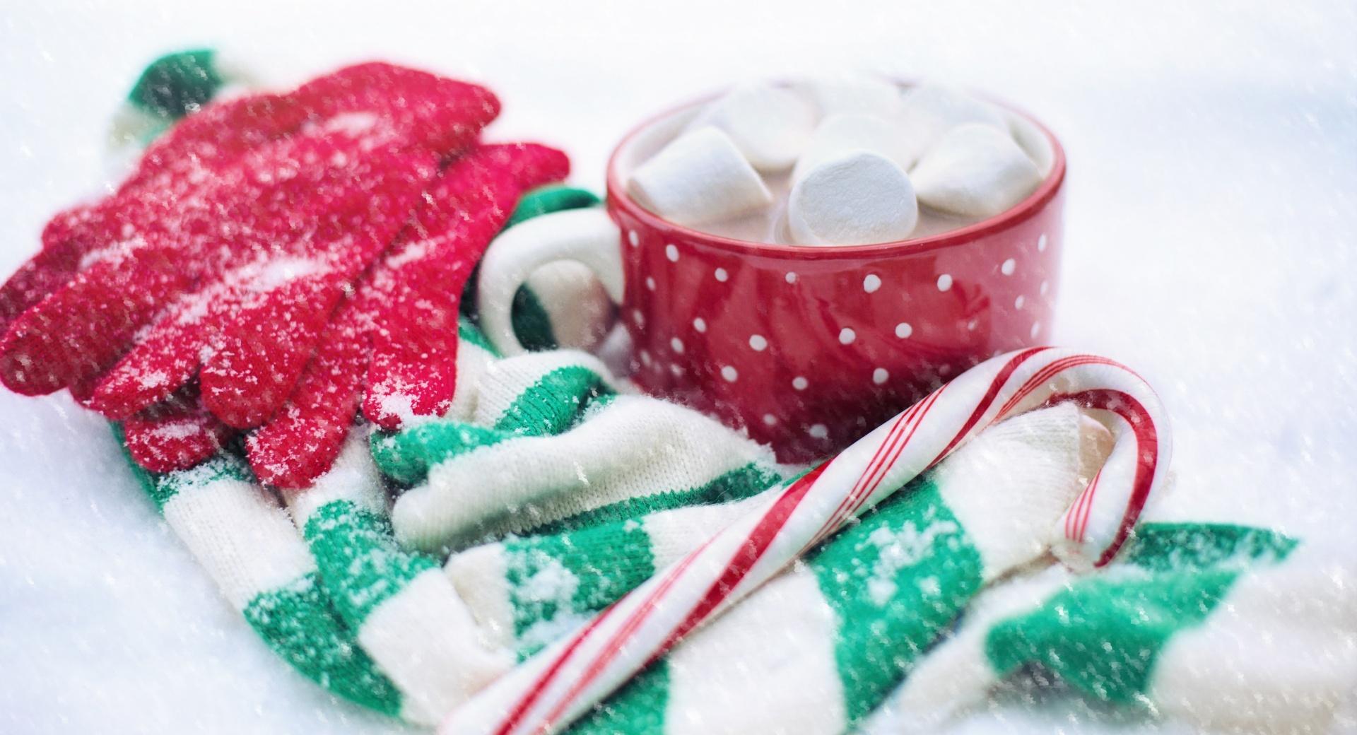 Hot Chocolate, Candy Cane, Snow, Winter at 2048 x 2048 iPad size wallpapers HD quality