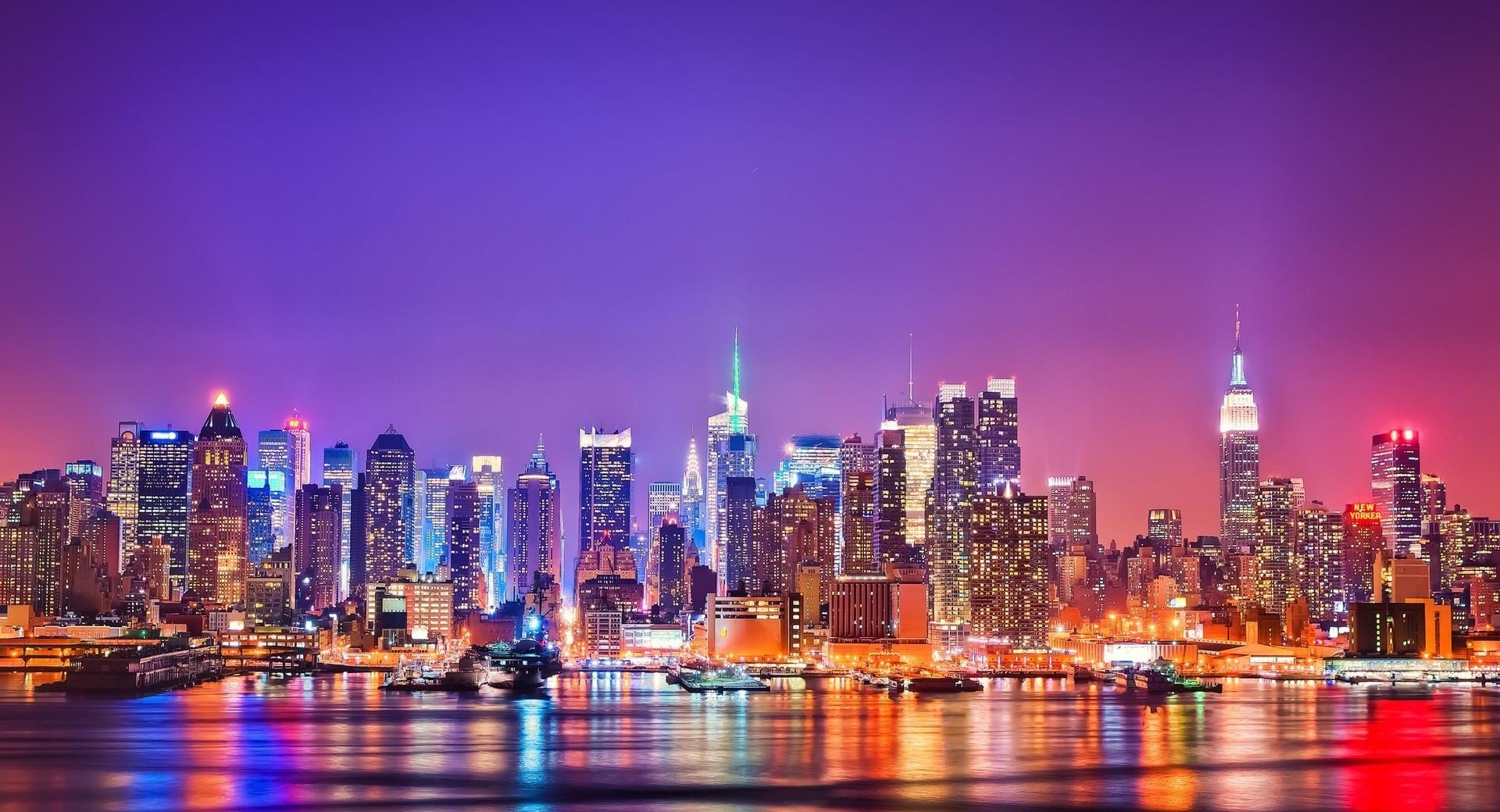 New York City Skyline at Night at 750 x 1334 iPhone 6 size wallpapers HD quality