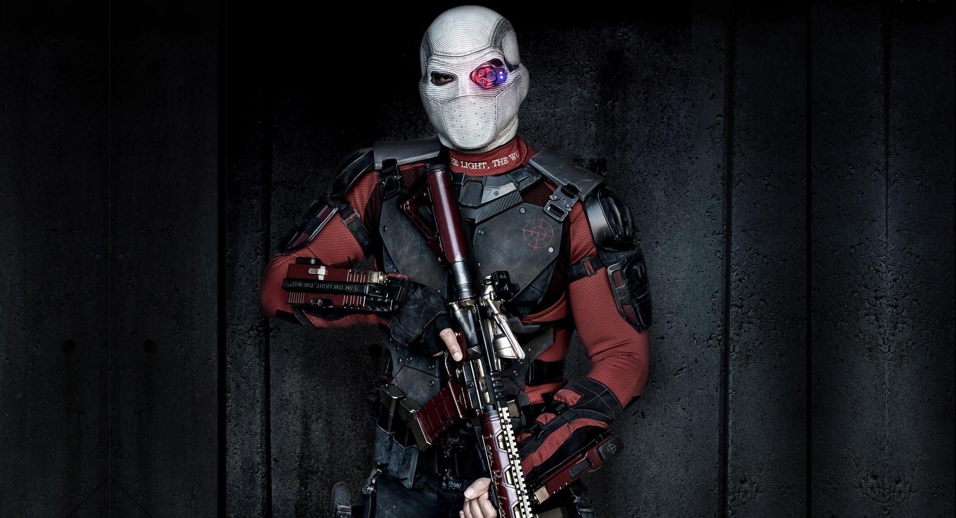 Suicide Squad Will Smith Deadshot at 1024 x 1024 iPad size wallpapers HD quality