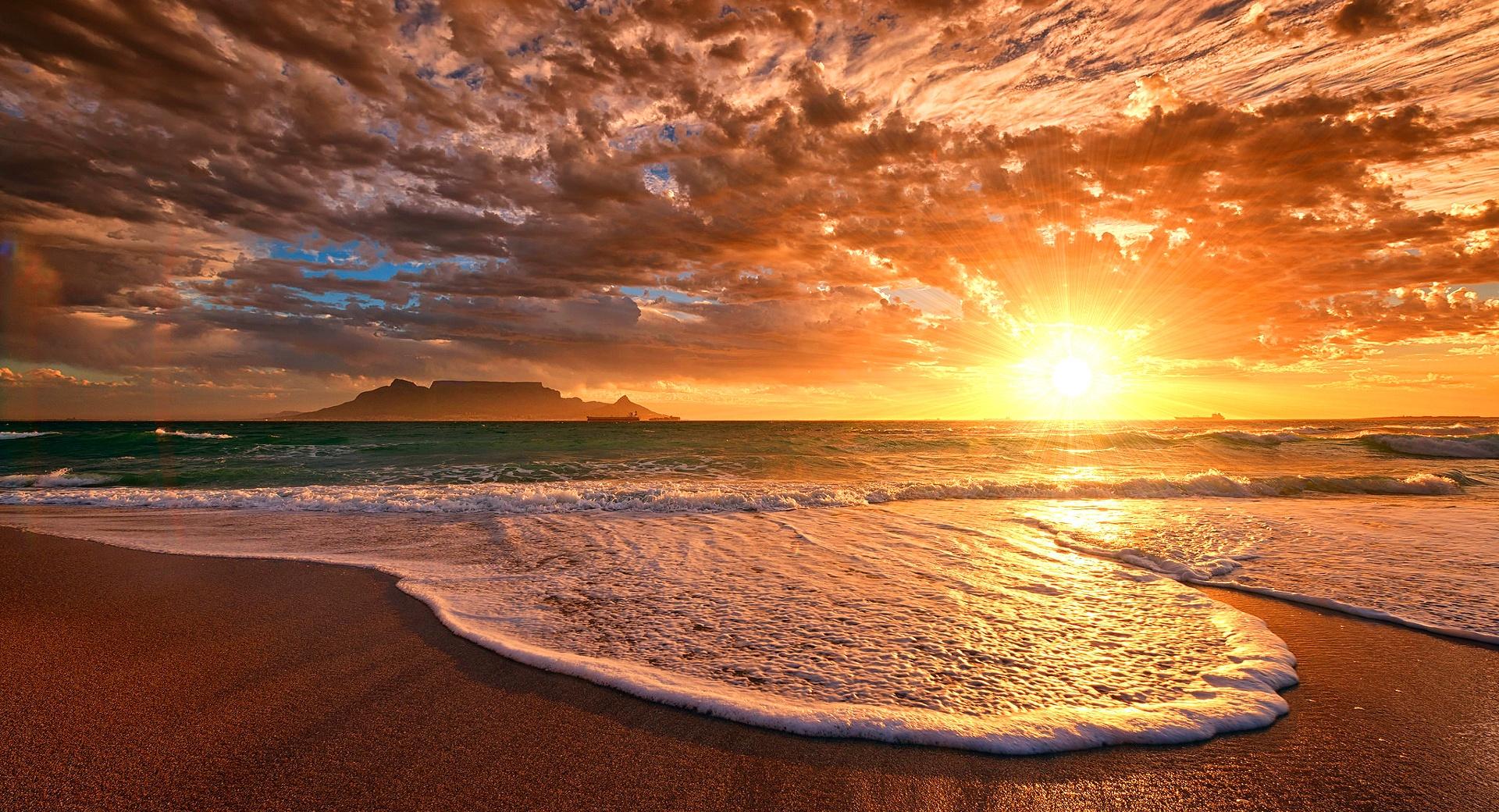 Sunset Foam On The Coast at 320 x 480 iPhone size wallpapers HD quality