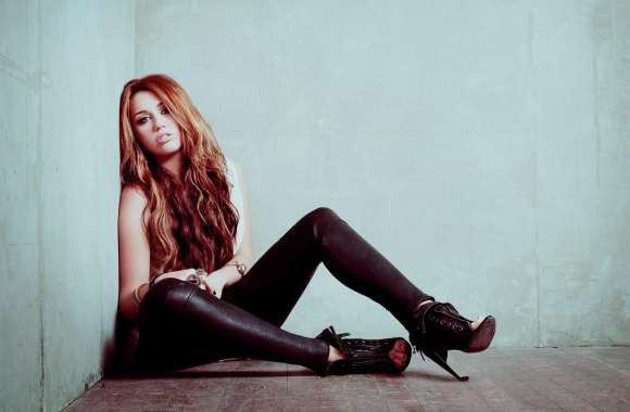 Miley Cyrus Hot wallpapers hd quality