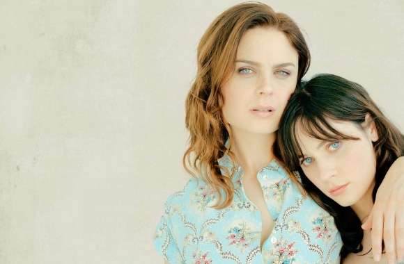Zooey and Emily Deschanel wallpapers hd quality